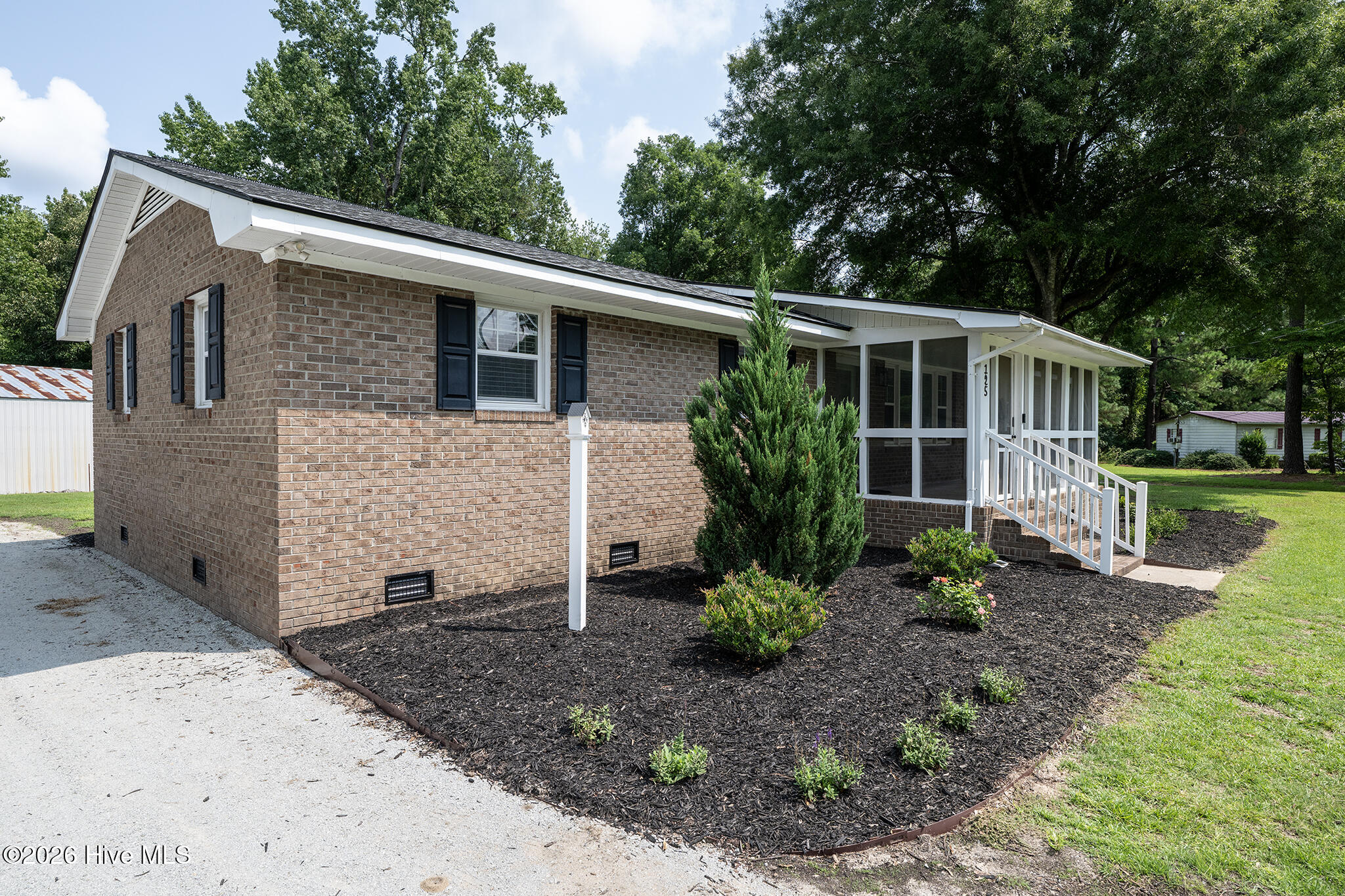 125 Shannons Way Property Photo 42