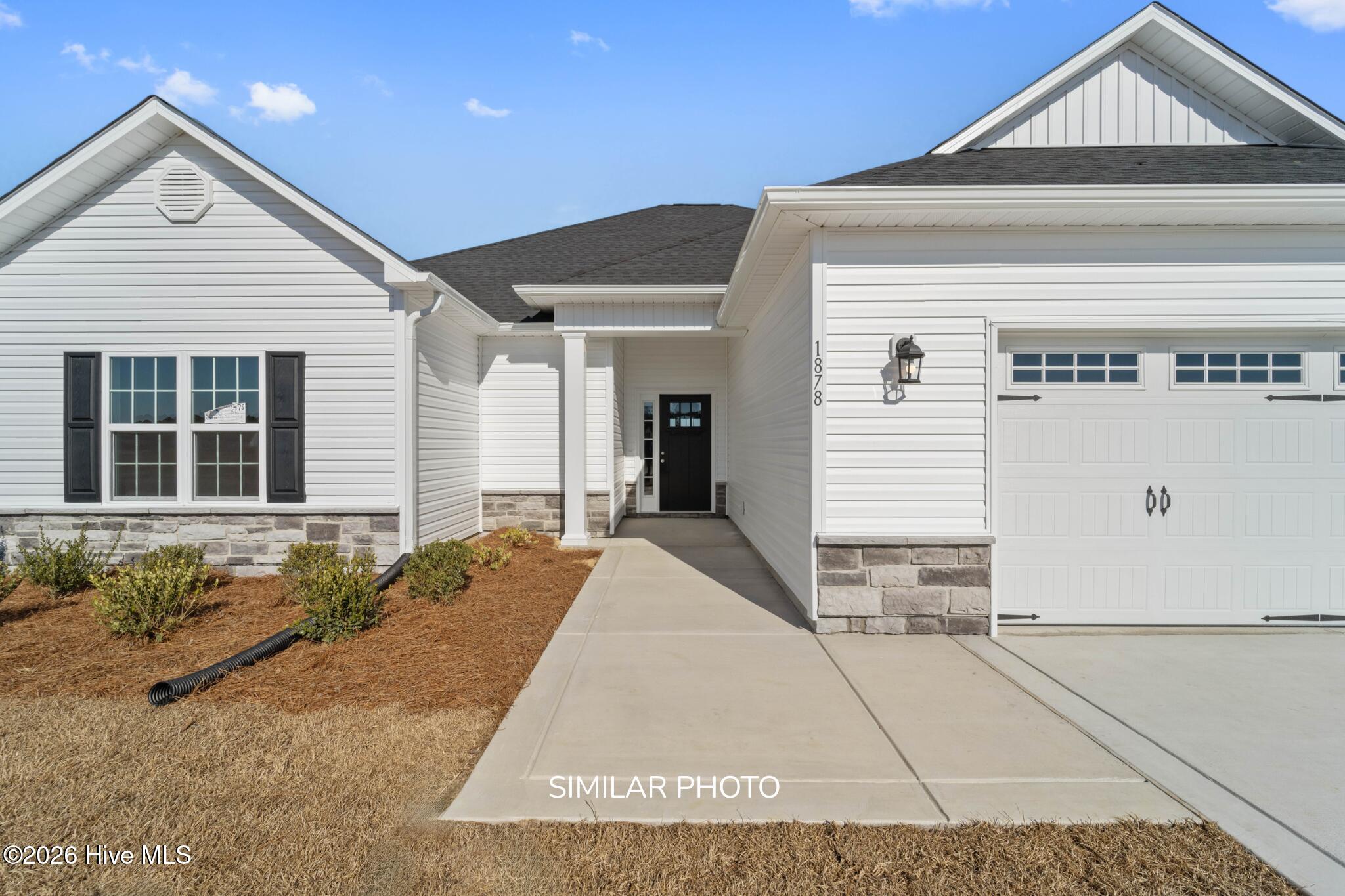 721 Regiment Road Property Photo 2