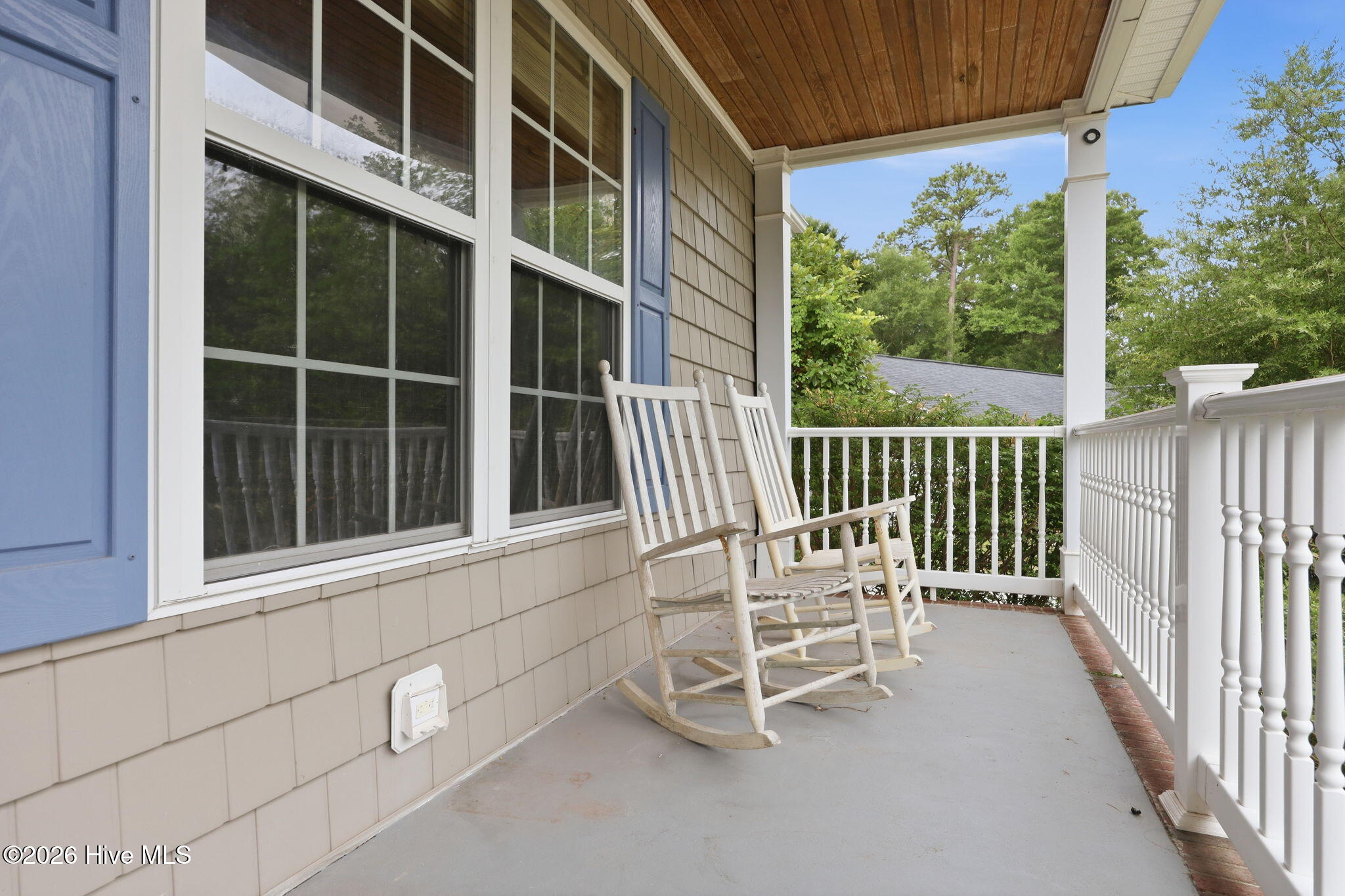 221 Oak Grove Circle Property Photo 12