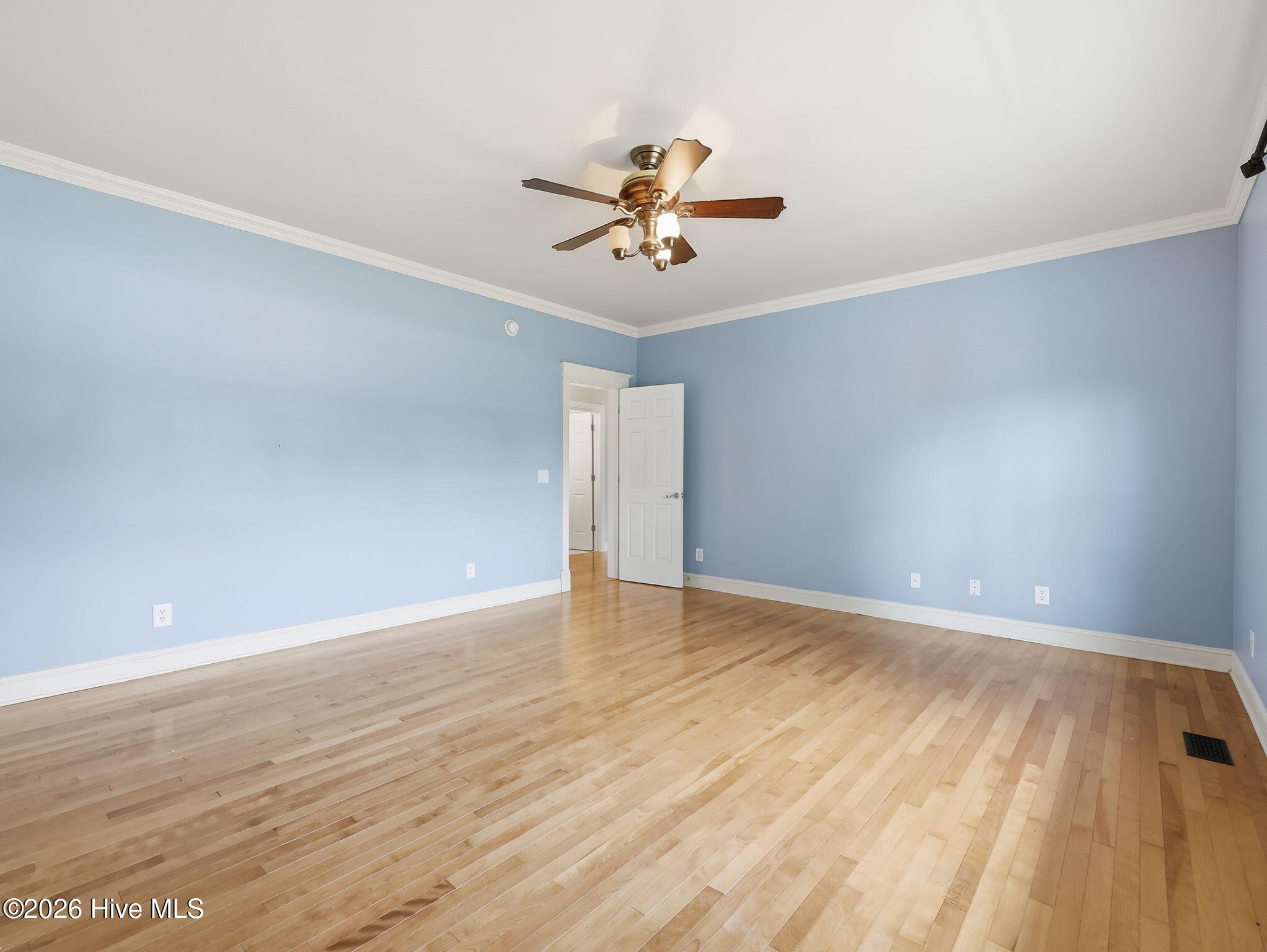 221 Oak Grove Circle Property Photo 31