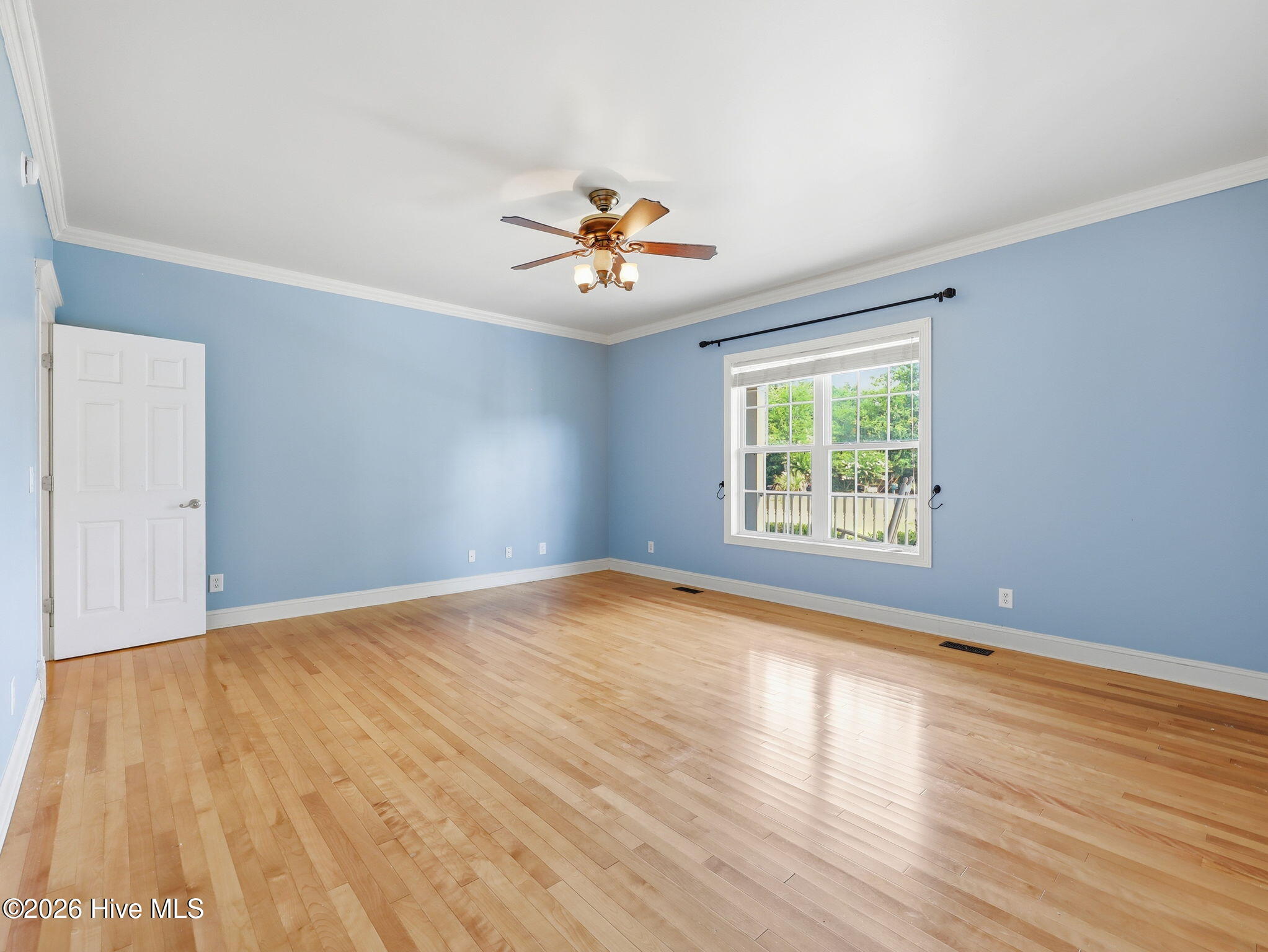 221 Oak Grove Circle Property Photo 32