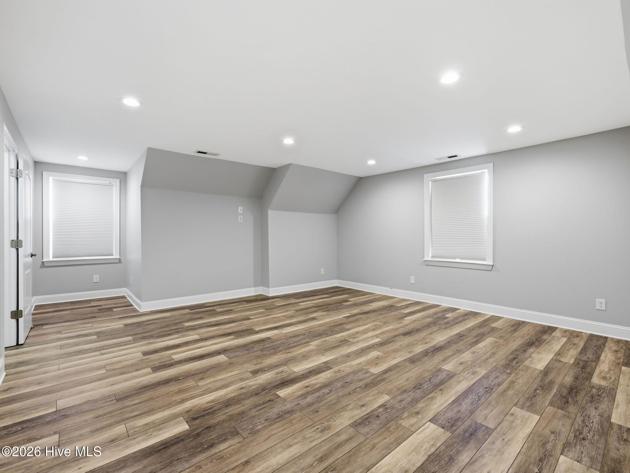 221 Oak Grove Circle Property Photo 37