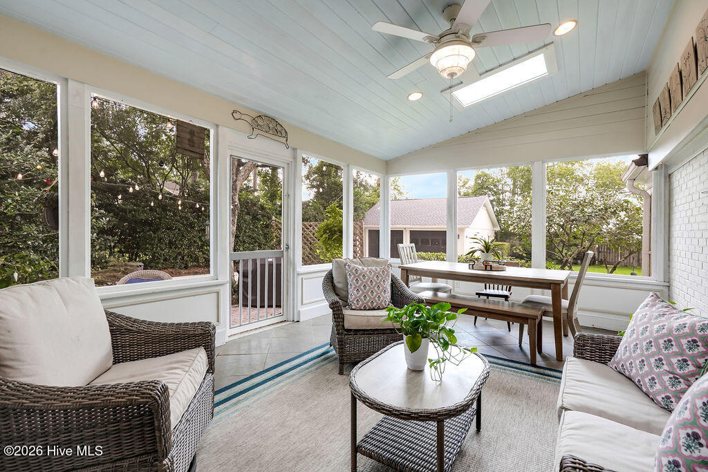 1413 Hawthorne Road Property Photo 42
