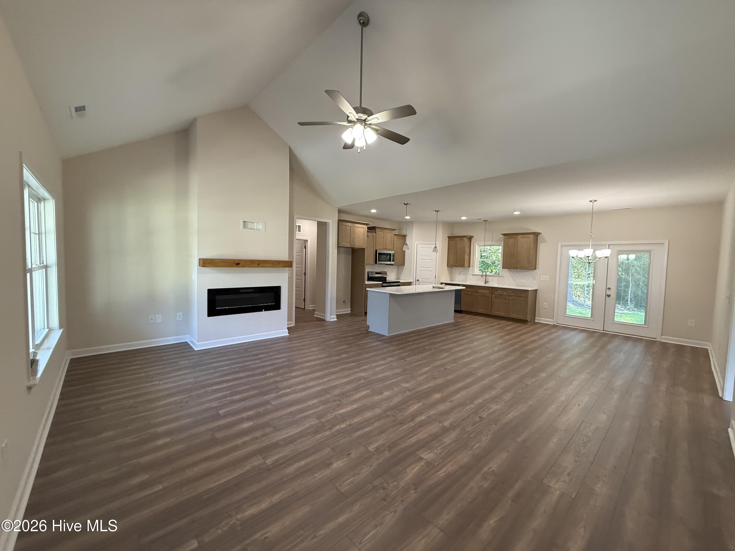 1730 Walnut Run Drive Property Photo 4