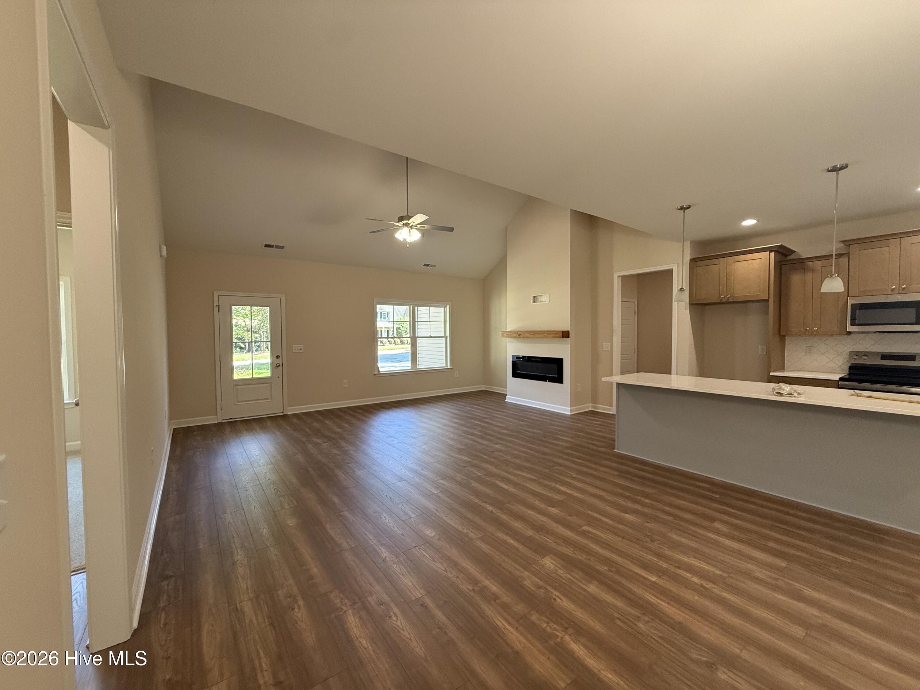 1730 Walnut Run Drive Property Photo 6