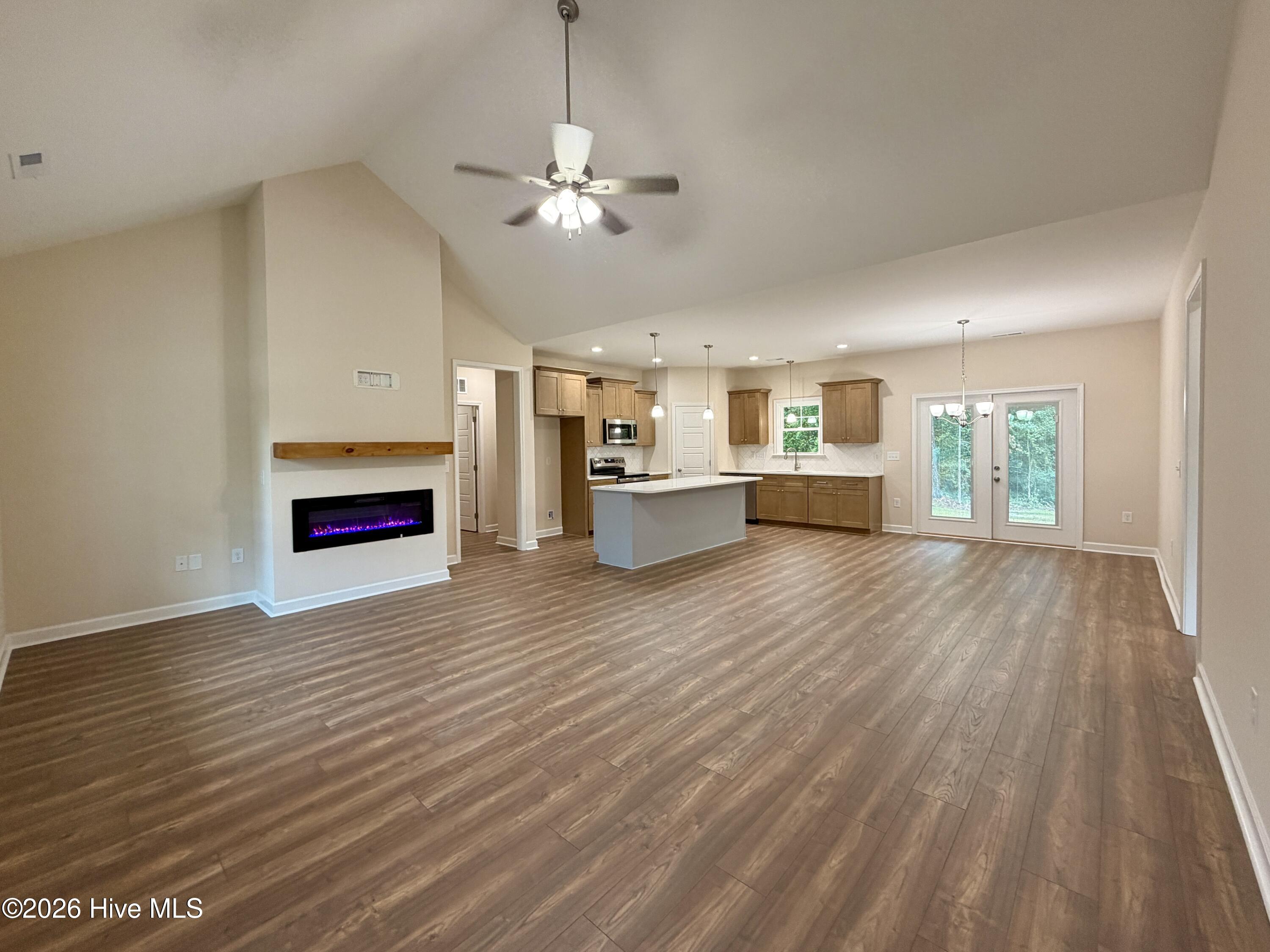 1730 Walnut Run Drive Property Photo 6