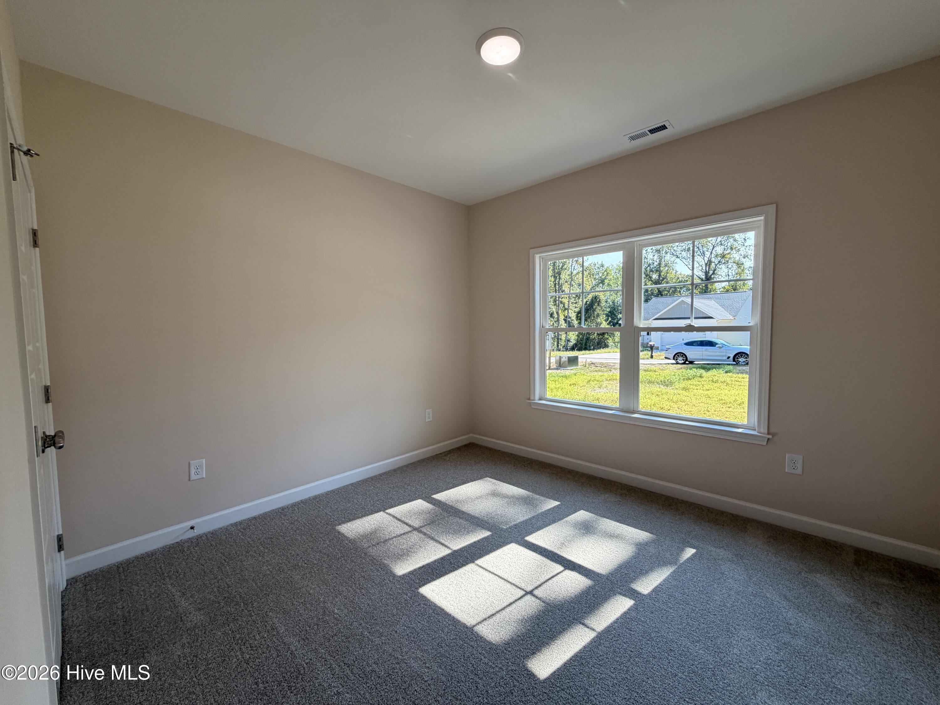 1730 Walnut Run Drive Property Photo 11