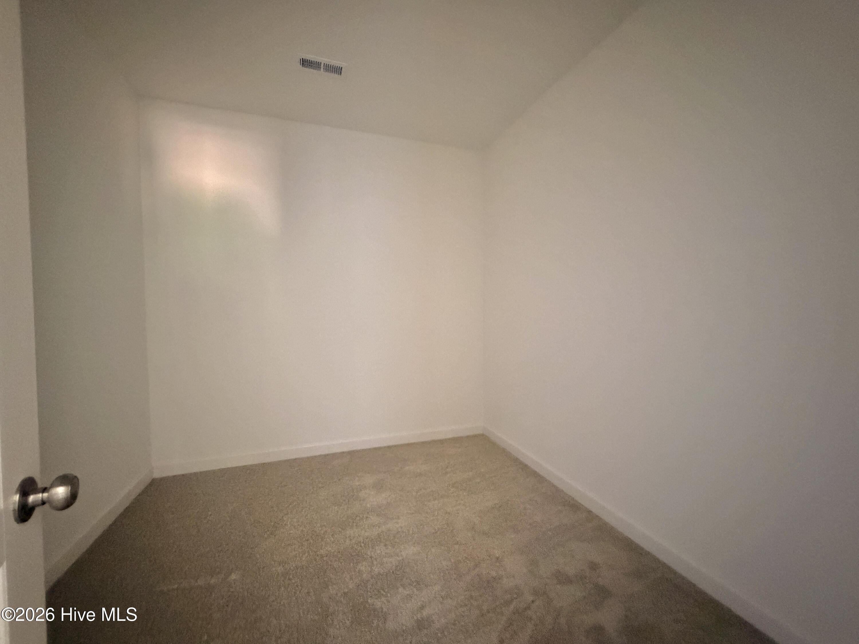 1730 Walnut Run Drive Property Photo 12