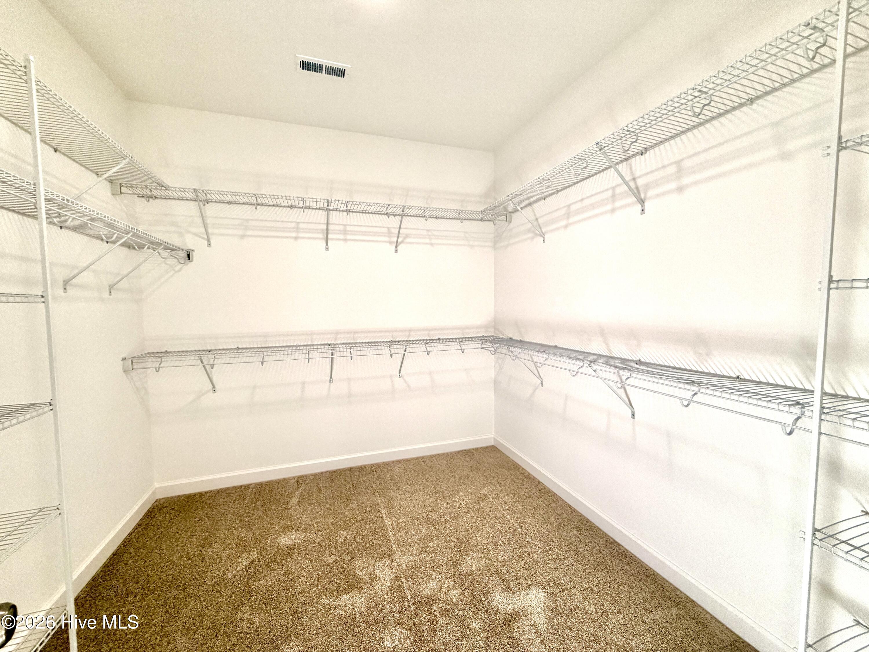 1730 Walnut Run Drive Property Photo 14