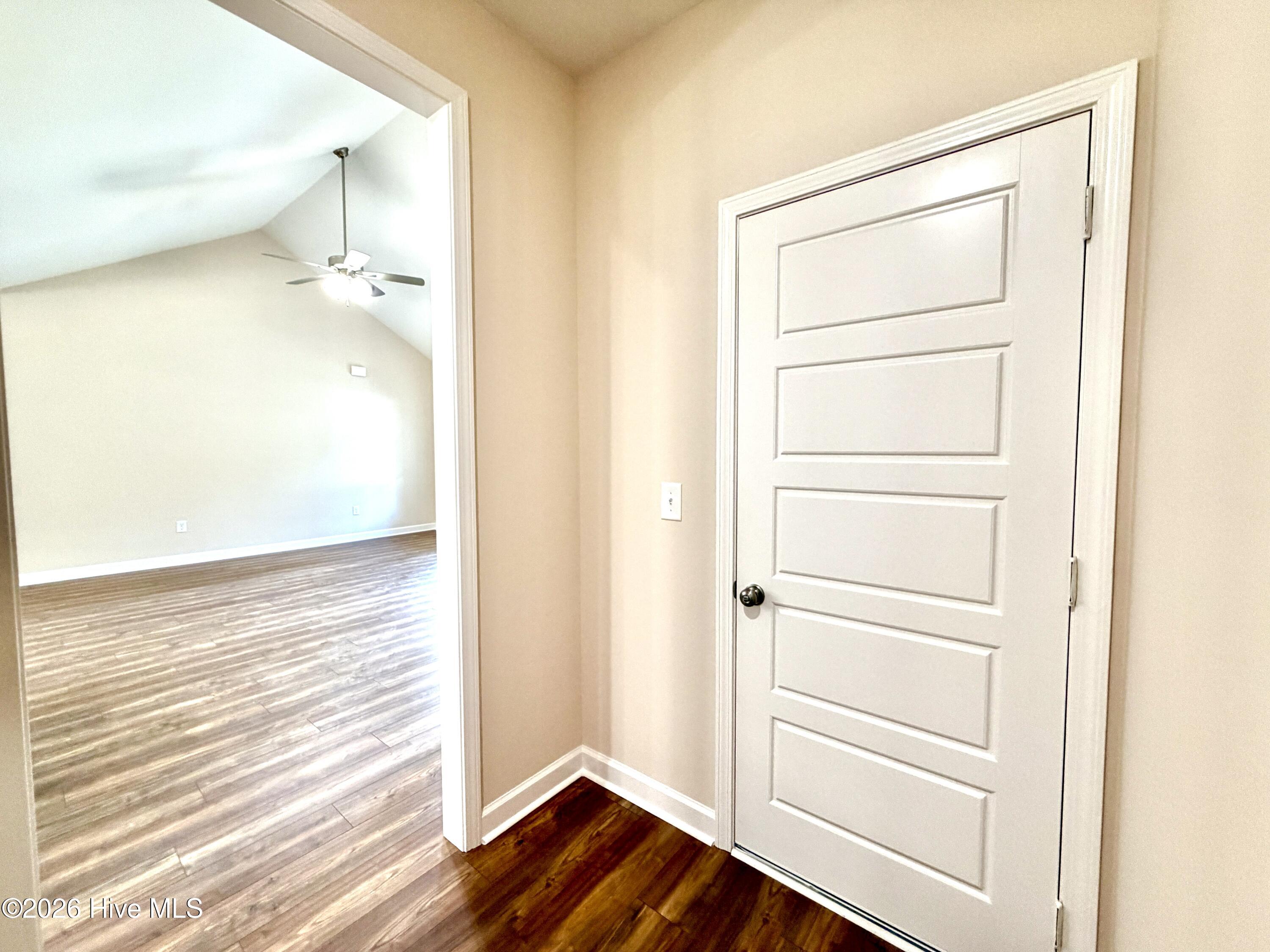 1730 Walnut Run Drive Property Photo 18