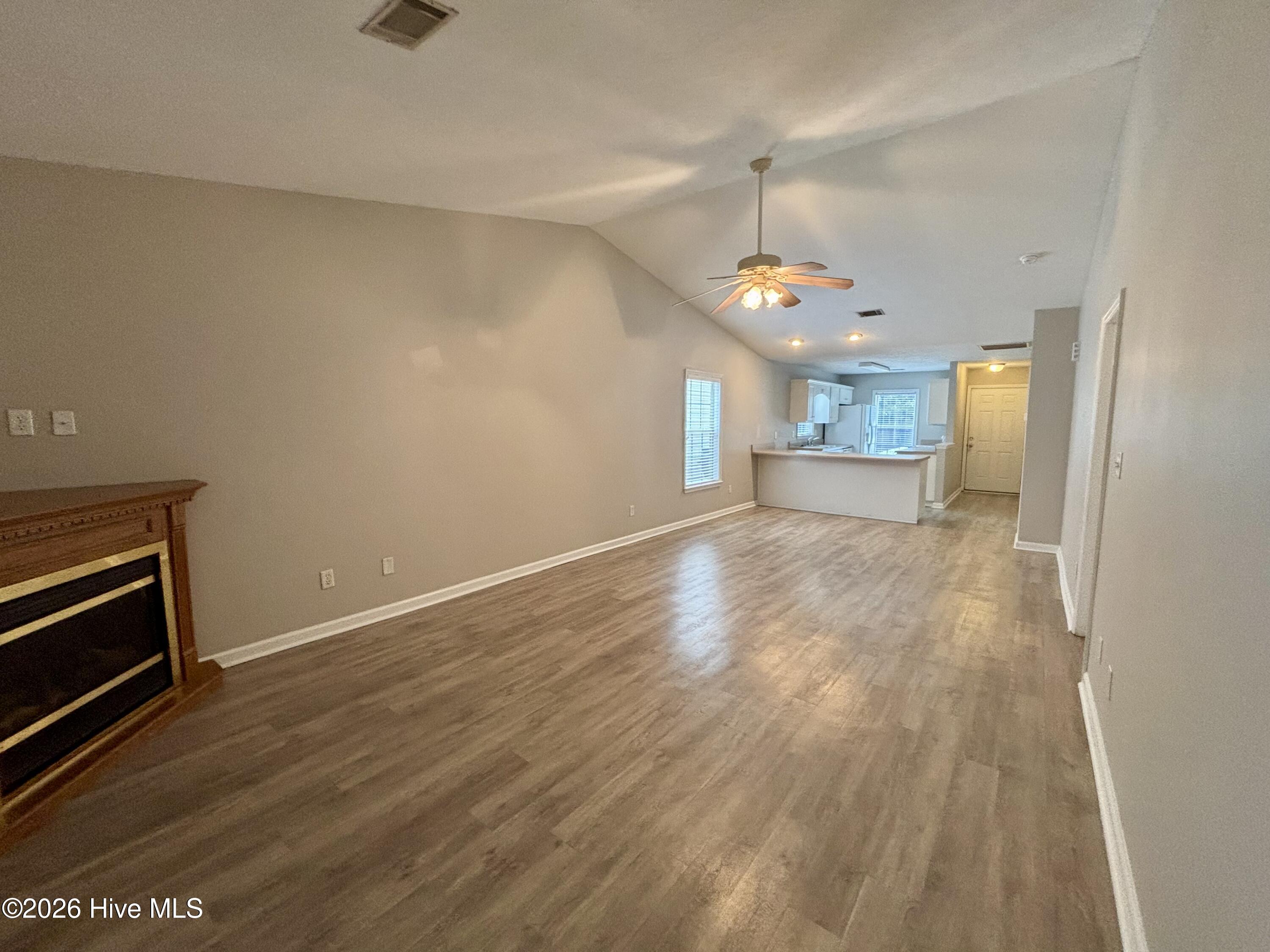 2195 Bridgeton Road Property Photo 5