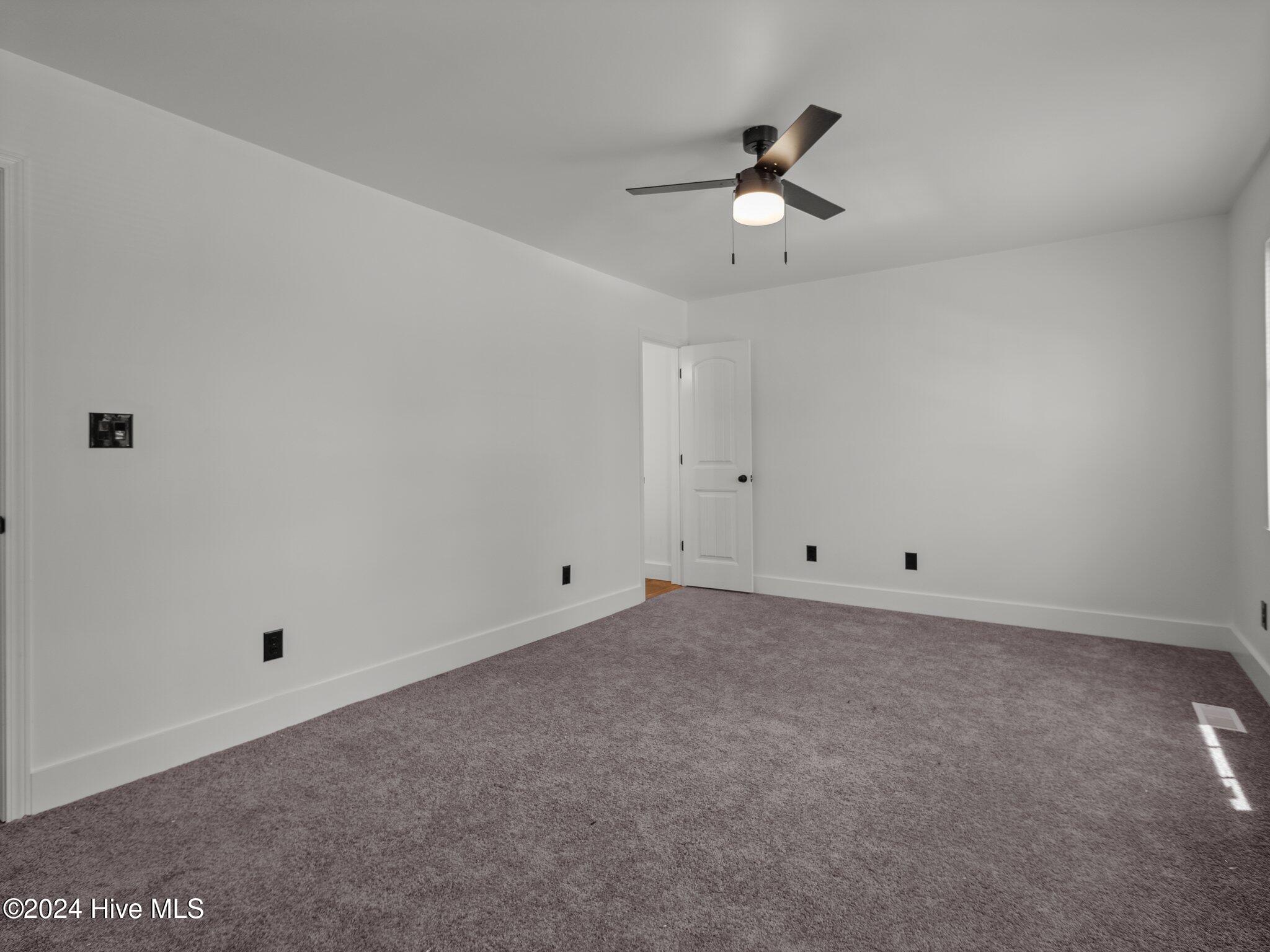635 Myrtlewood Circle Property Photo 15
