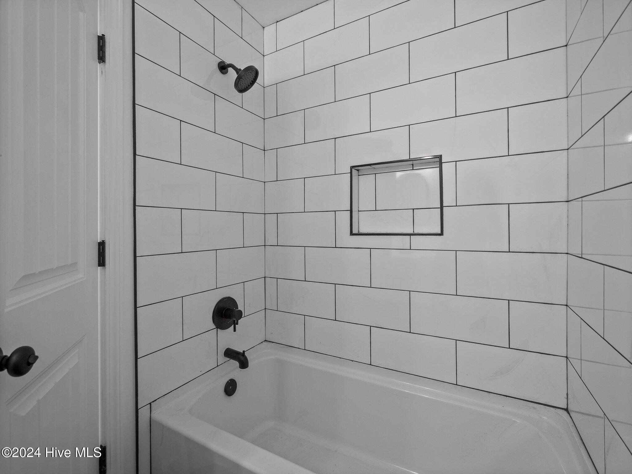 635 Myrtlewood Circle Property Photo 18