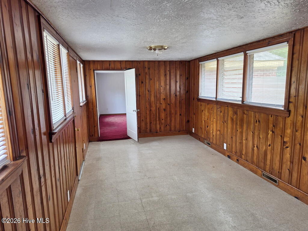 1609 Sauls Street Sw Property Photo 11