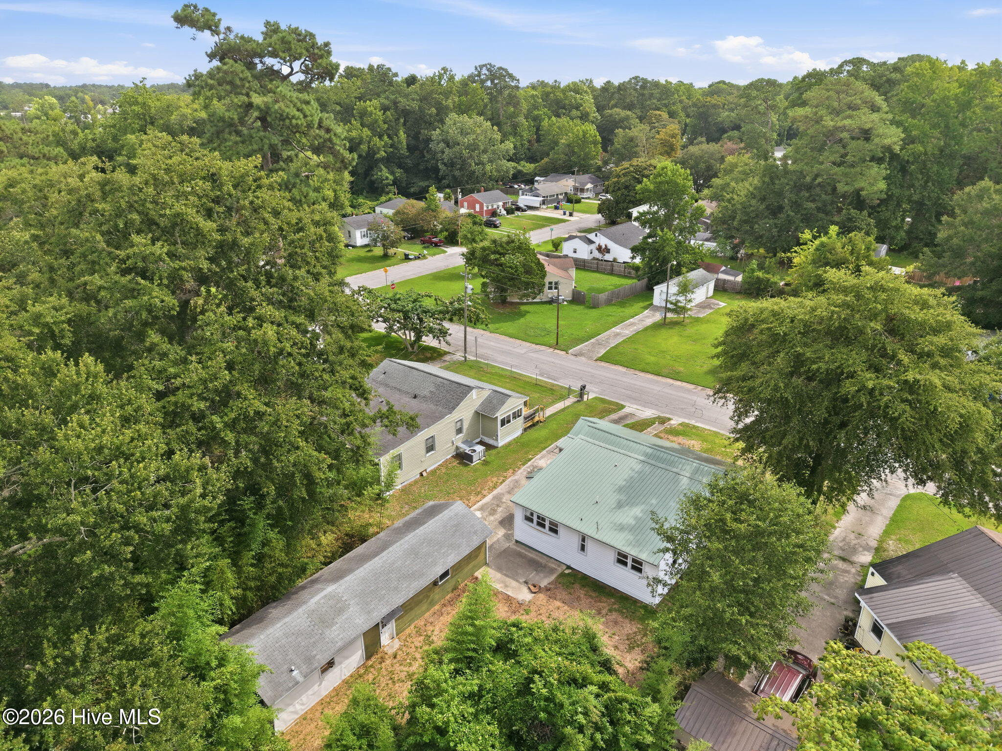 303 Banks Street Property Photo 42