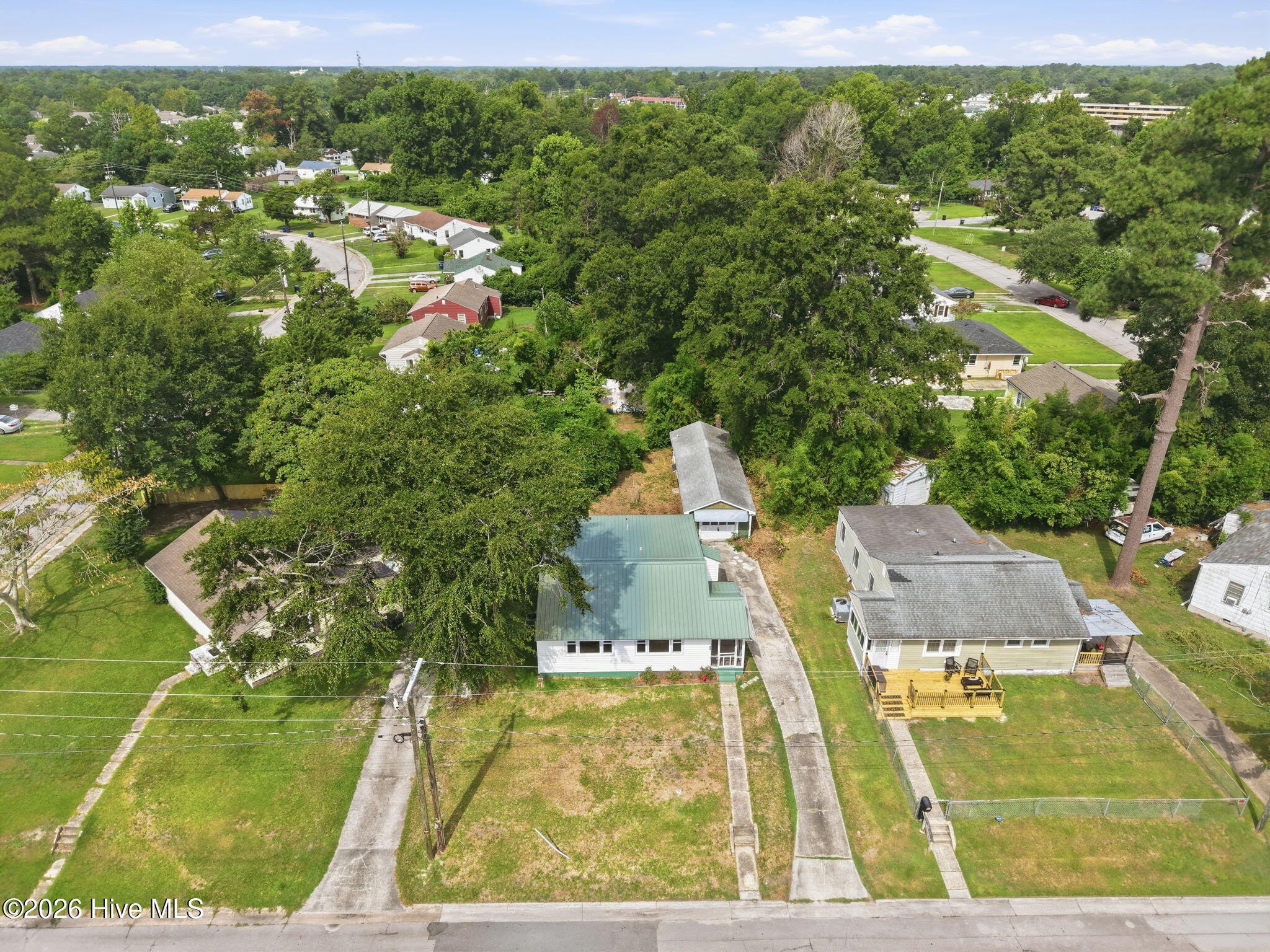 303 Banks Street Property Photo 44