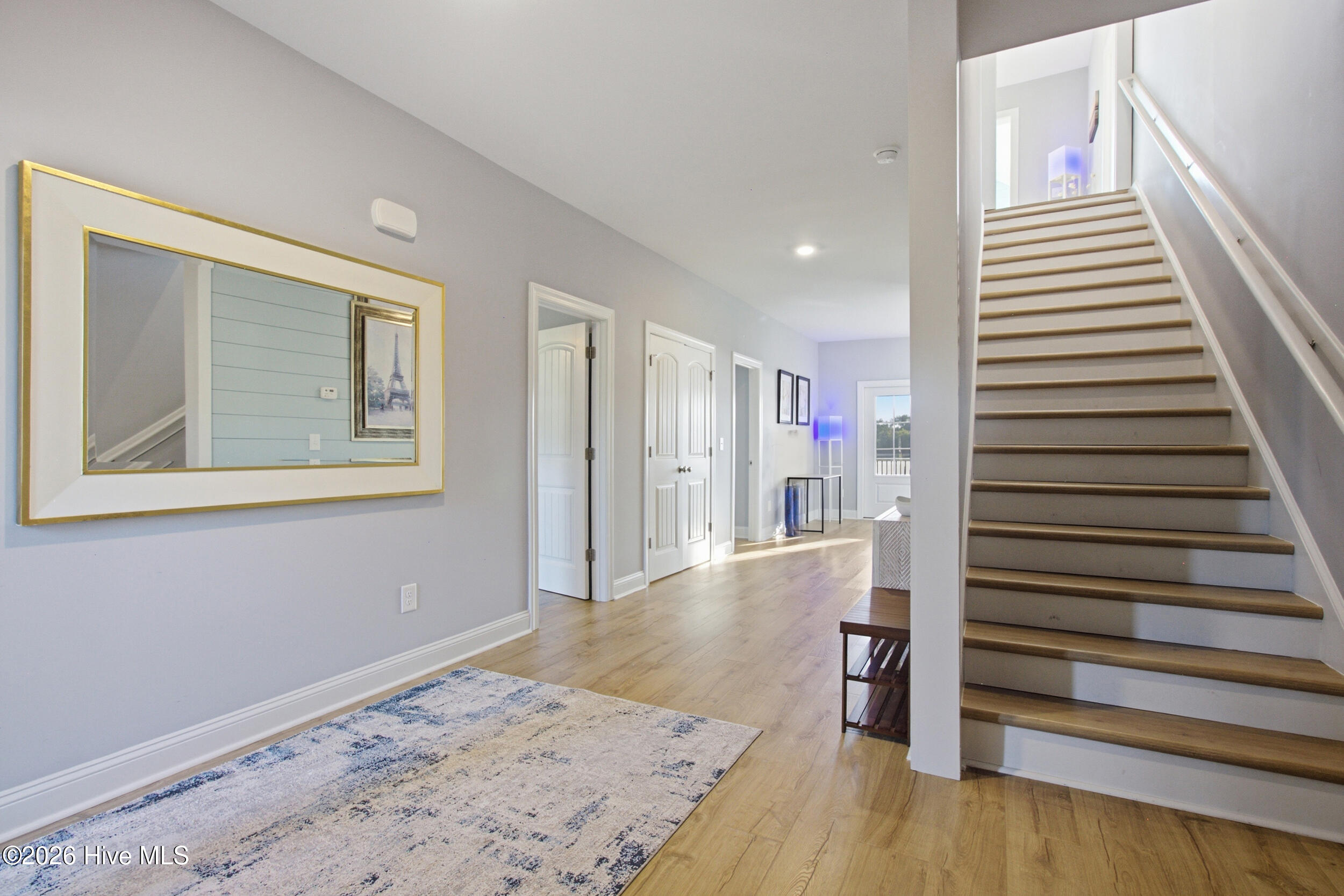 100 Paradise Court Property Photo 6