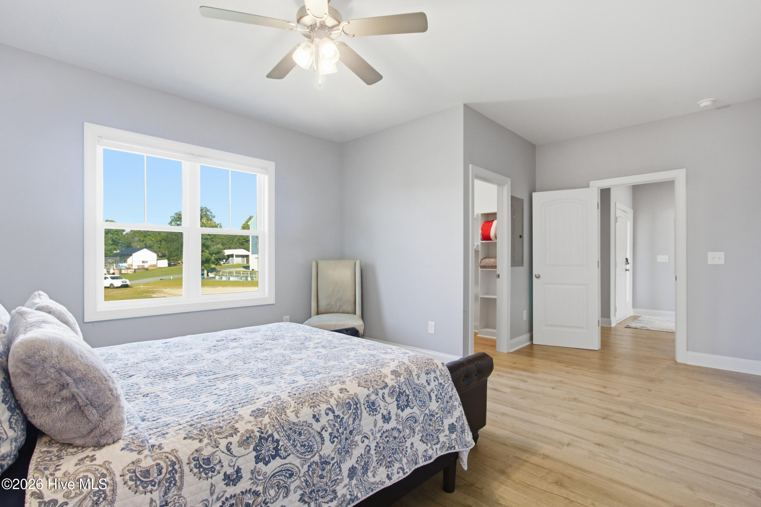 100 Paradise Court Property Photo 13