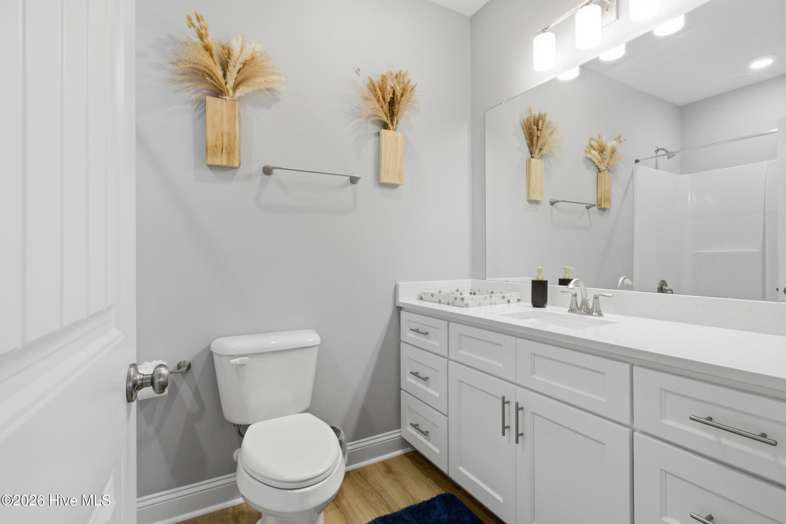 100 Paradise Court Property Photo 14