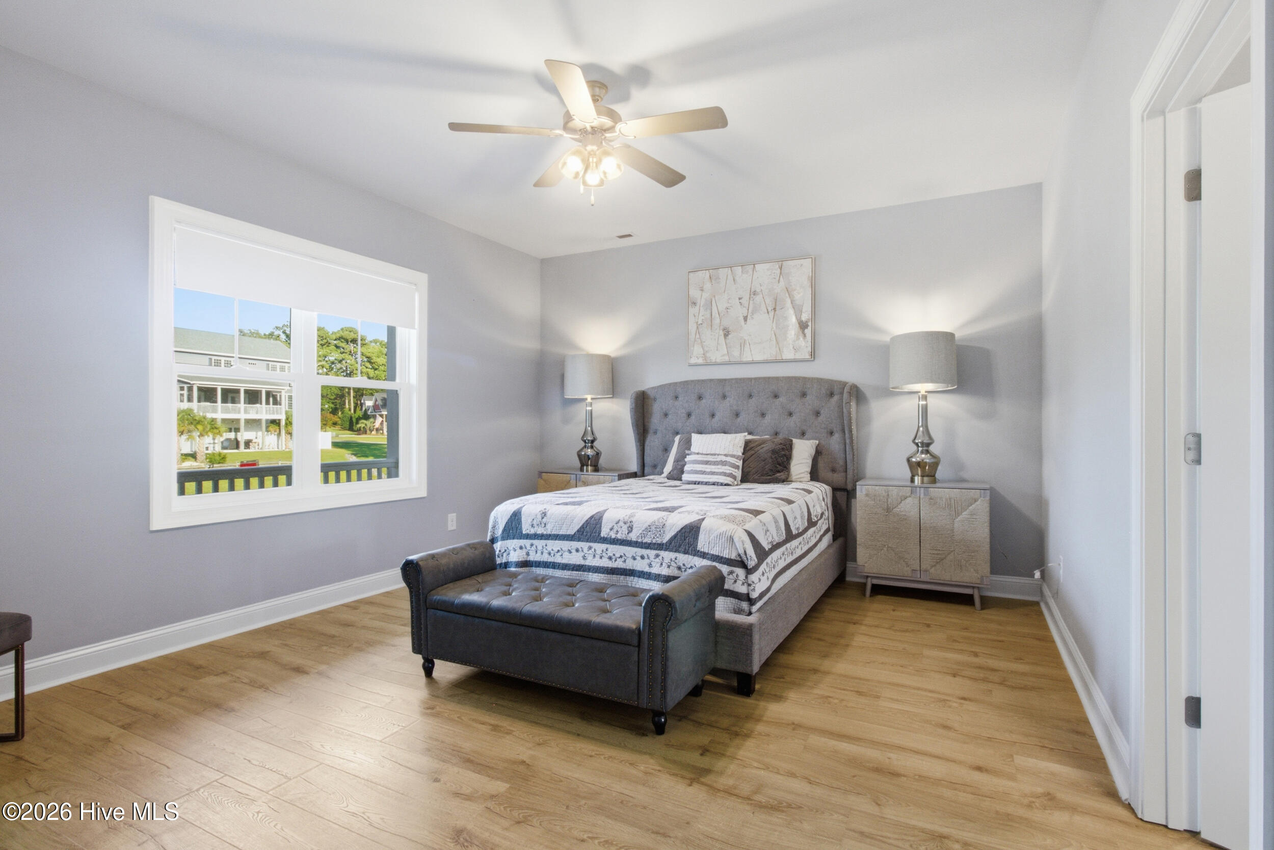 100 Paradise Court Property Photo 16