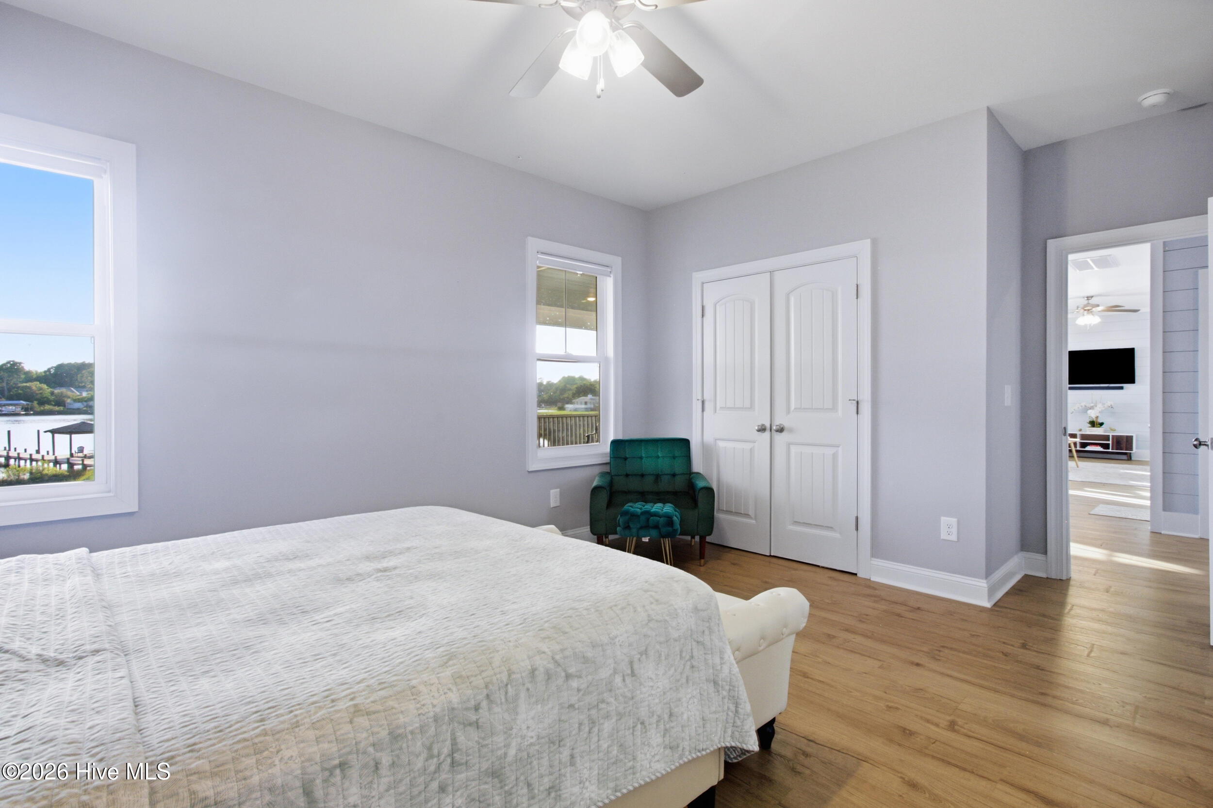 100 Paradise Court Property Photo 19