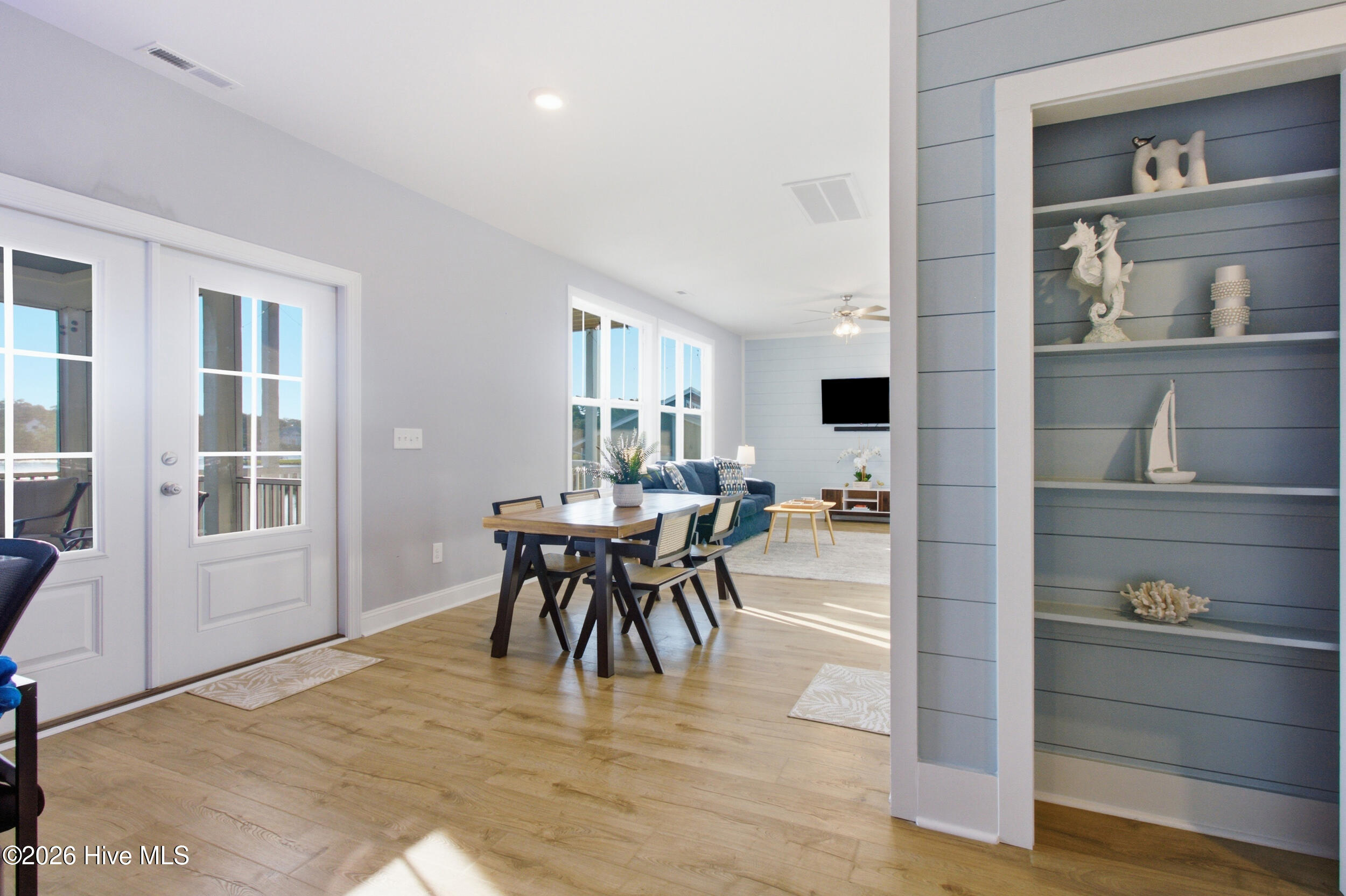 100 Paradise Court Property Photo 22