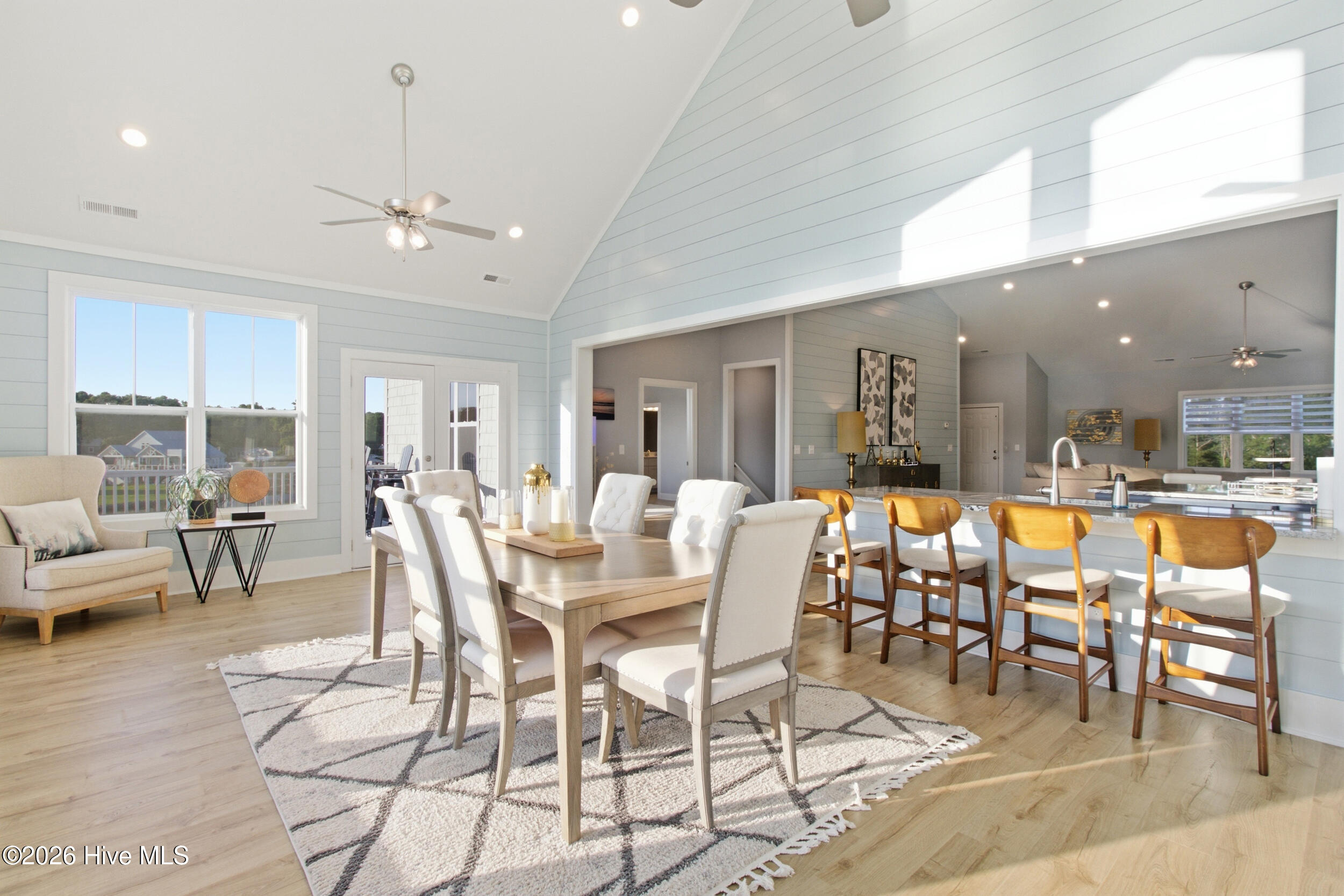 100 Paradise Court Property Photo 24