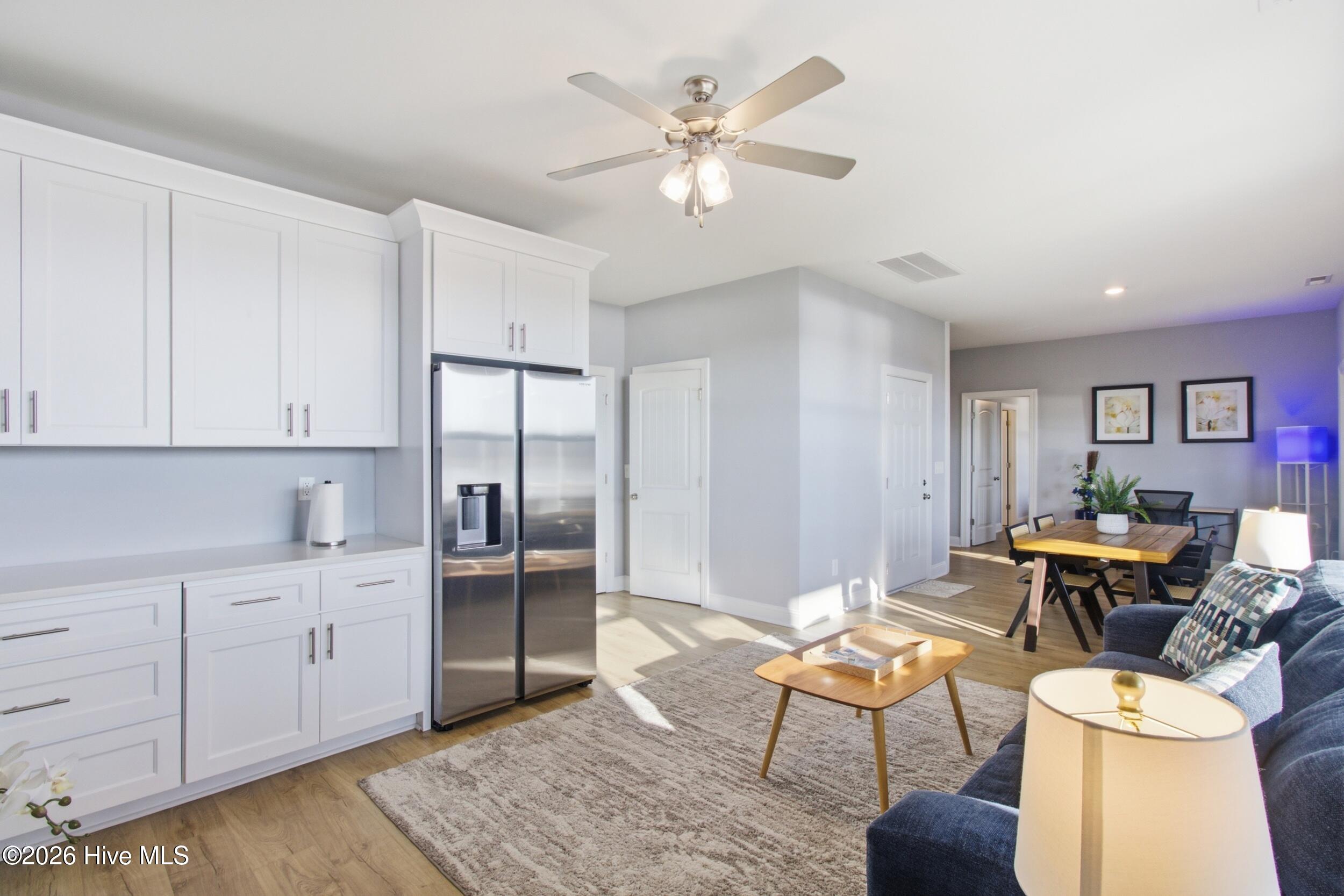 100 Paradise Court Property Photo 25