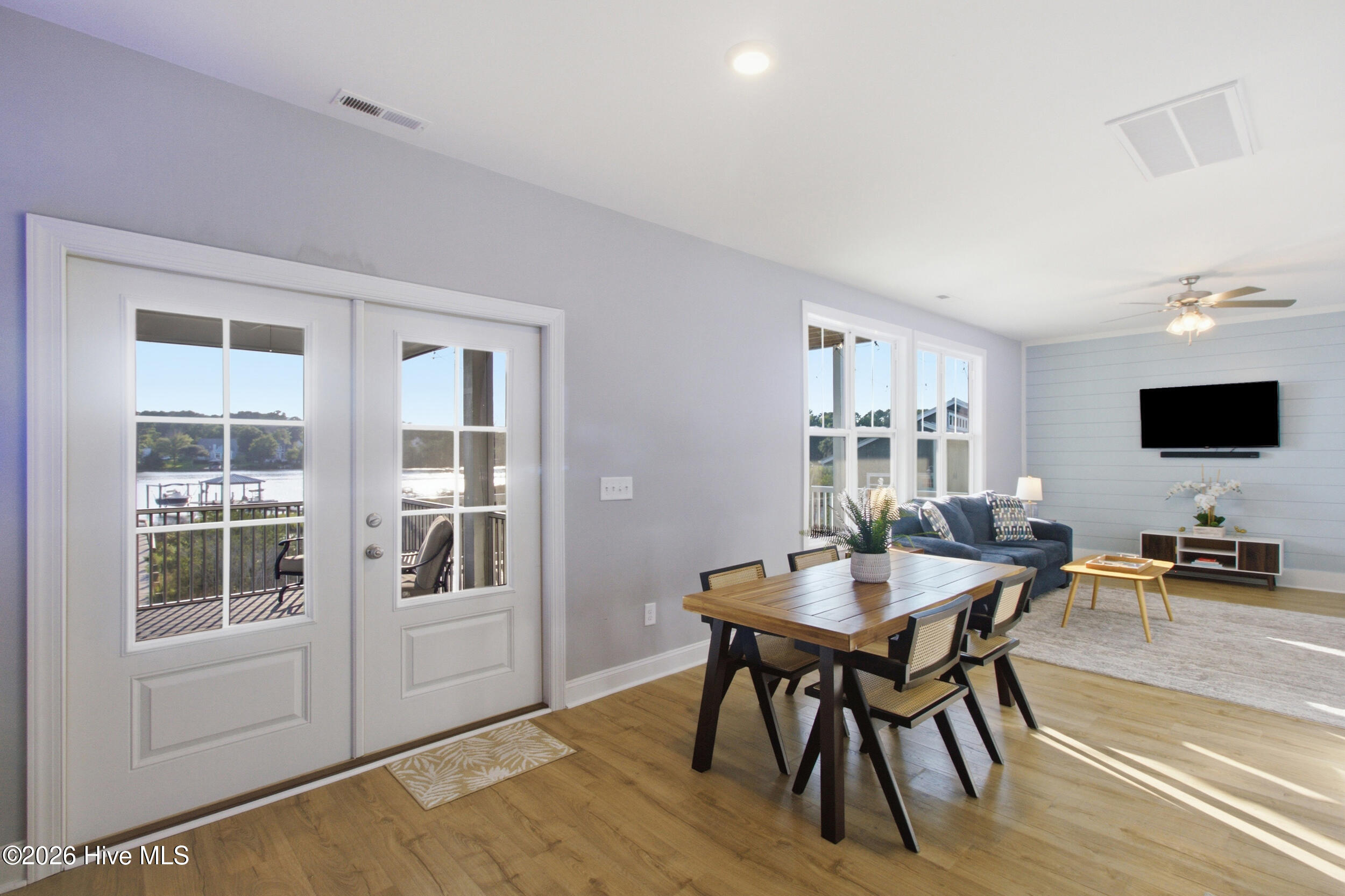 100 Paradise Court Property Photo 25