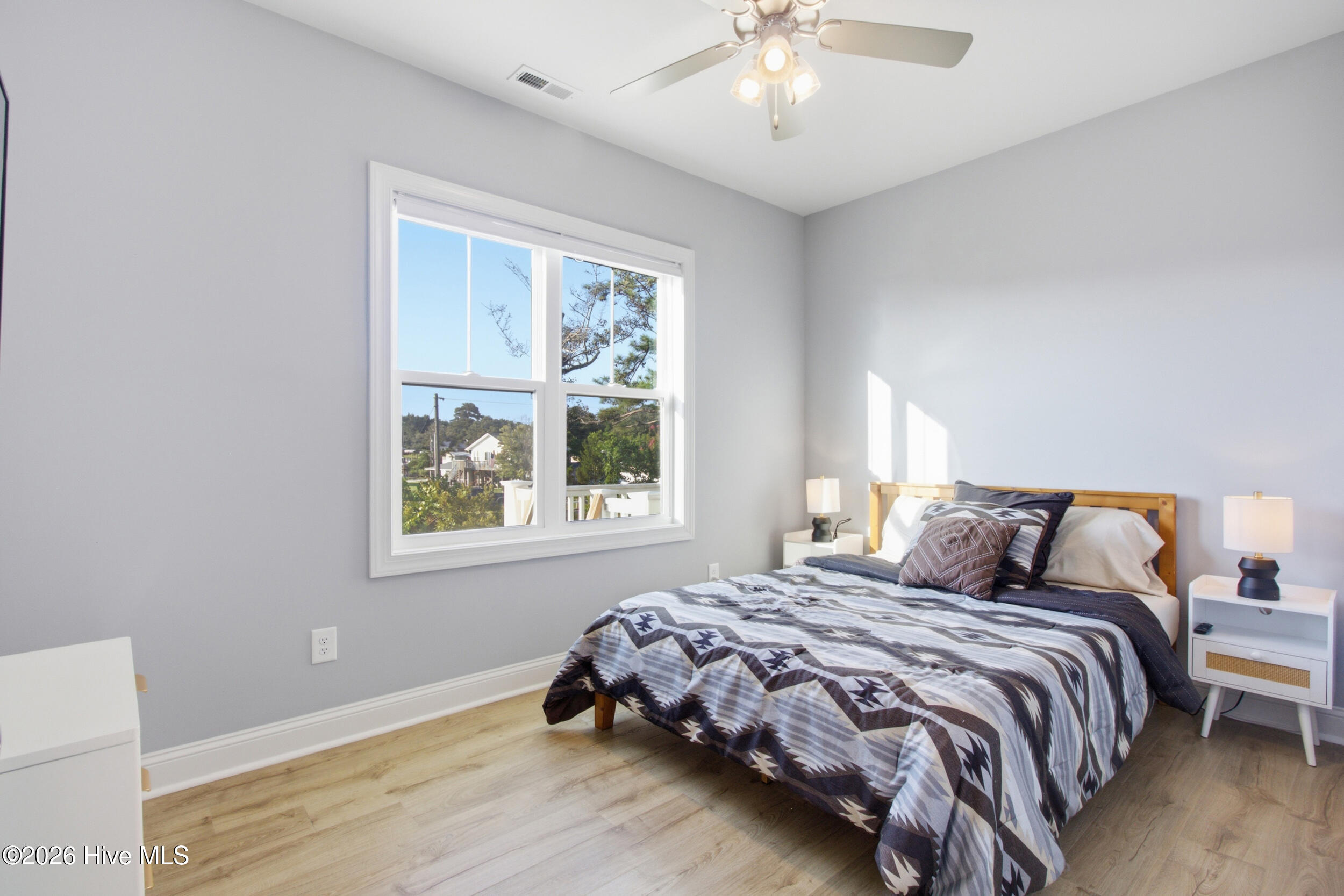 100 Paradise Court Property Photo 31
