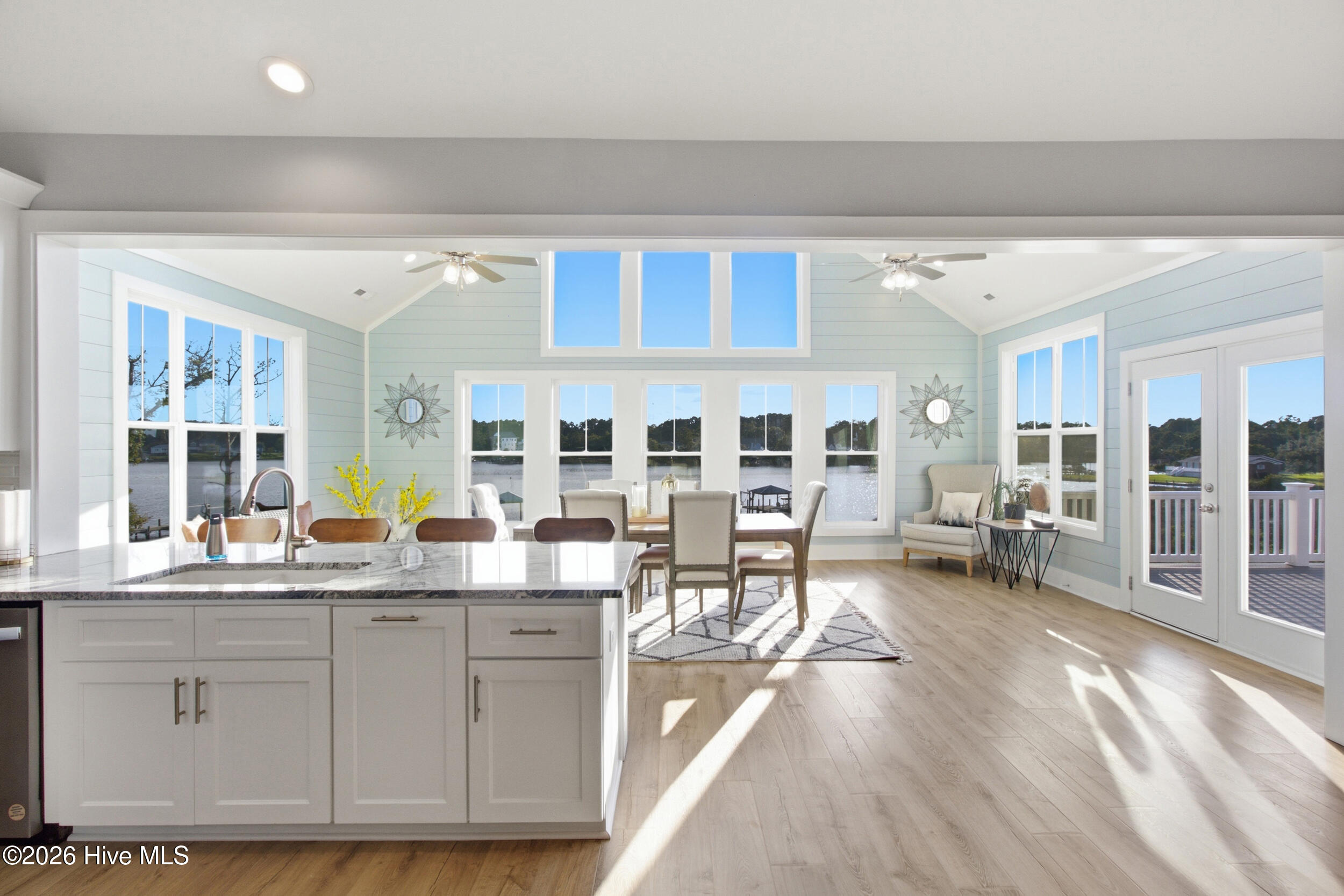 100 Paradise Court Property Photo 46