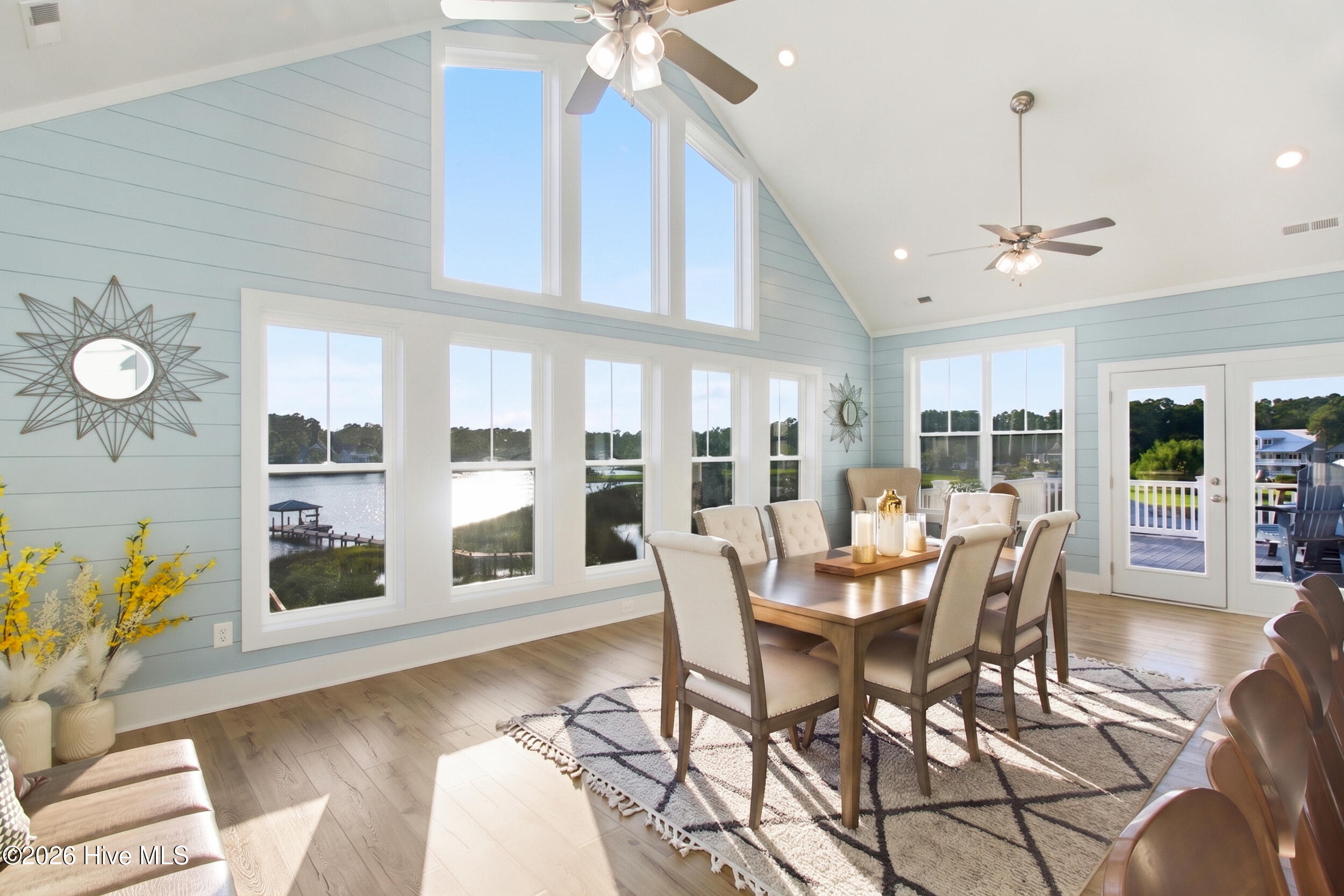 100 Paradise Court Property Photo 58