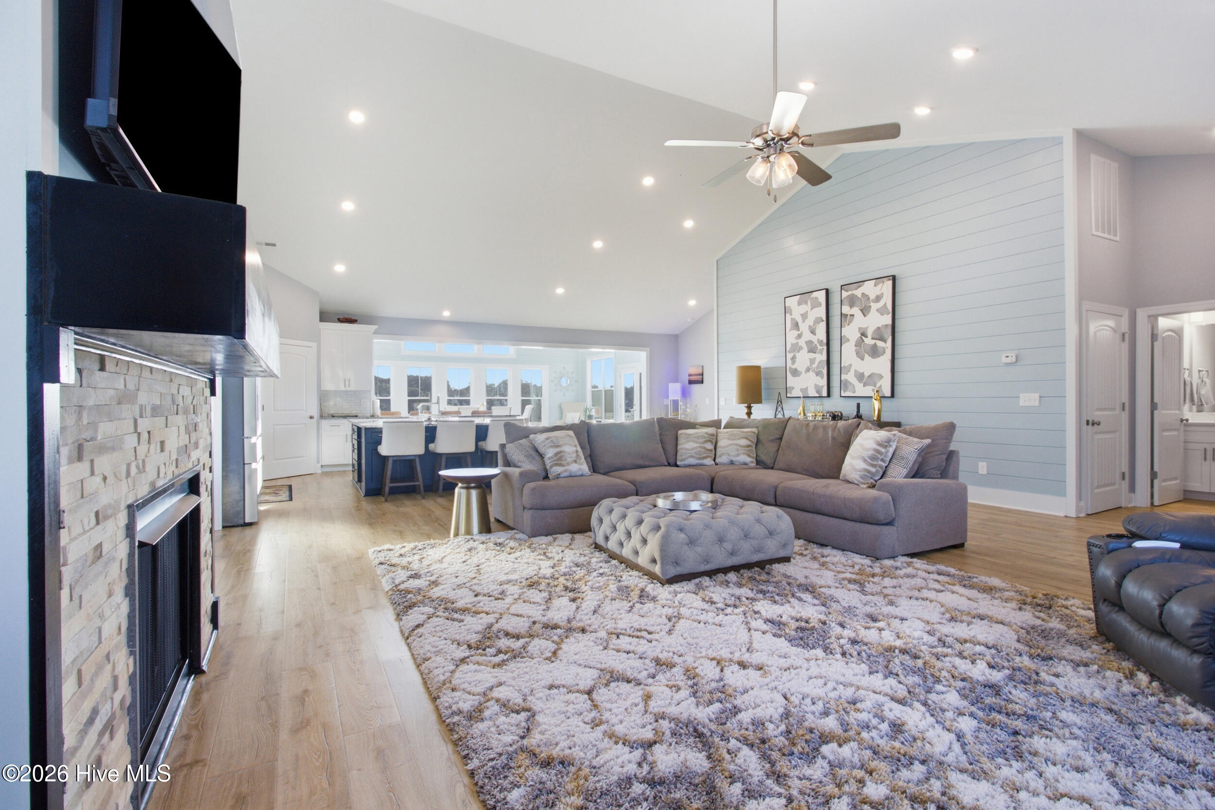 100 Paradise Court Property Photo 66