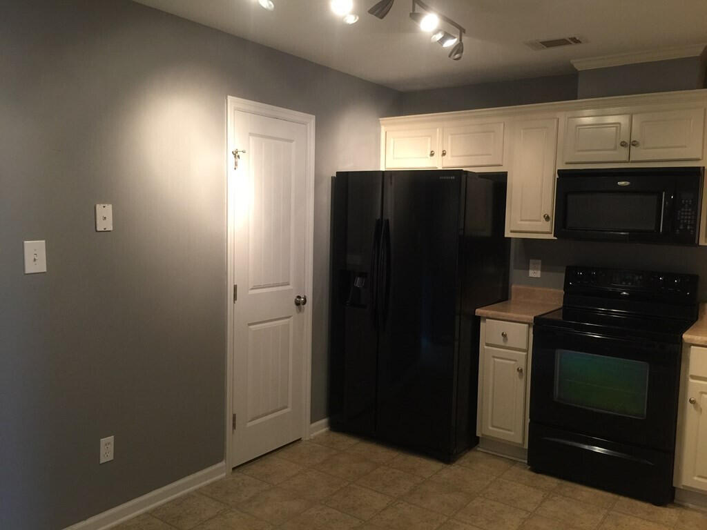 725 Whispering Willow Way Property Photo 6