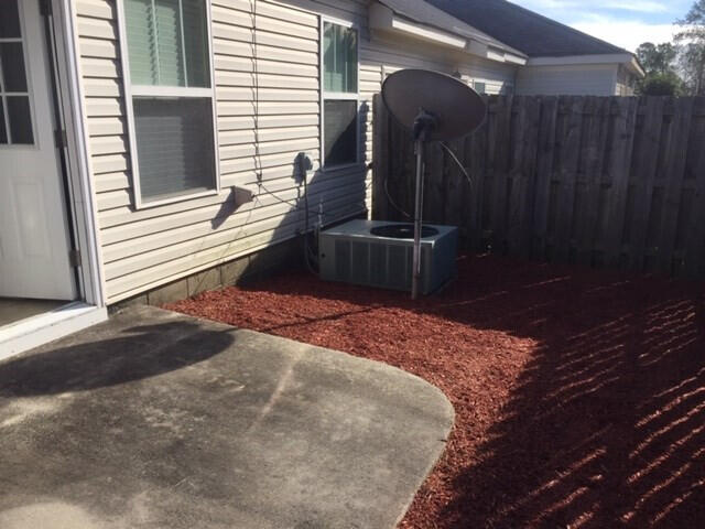 725 Whispering Willow Way Property Photo 16