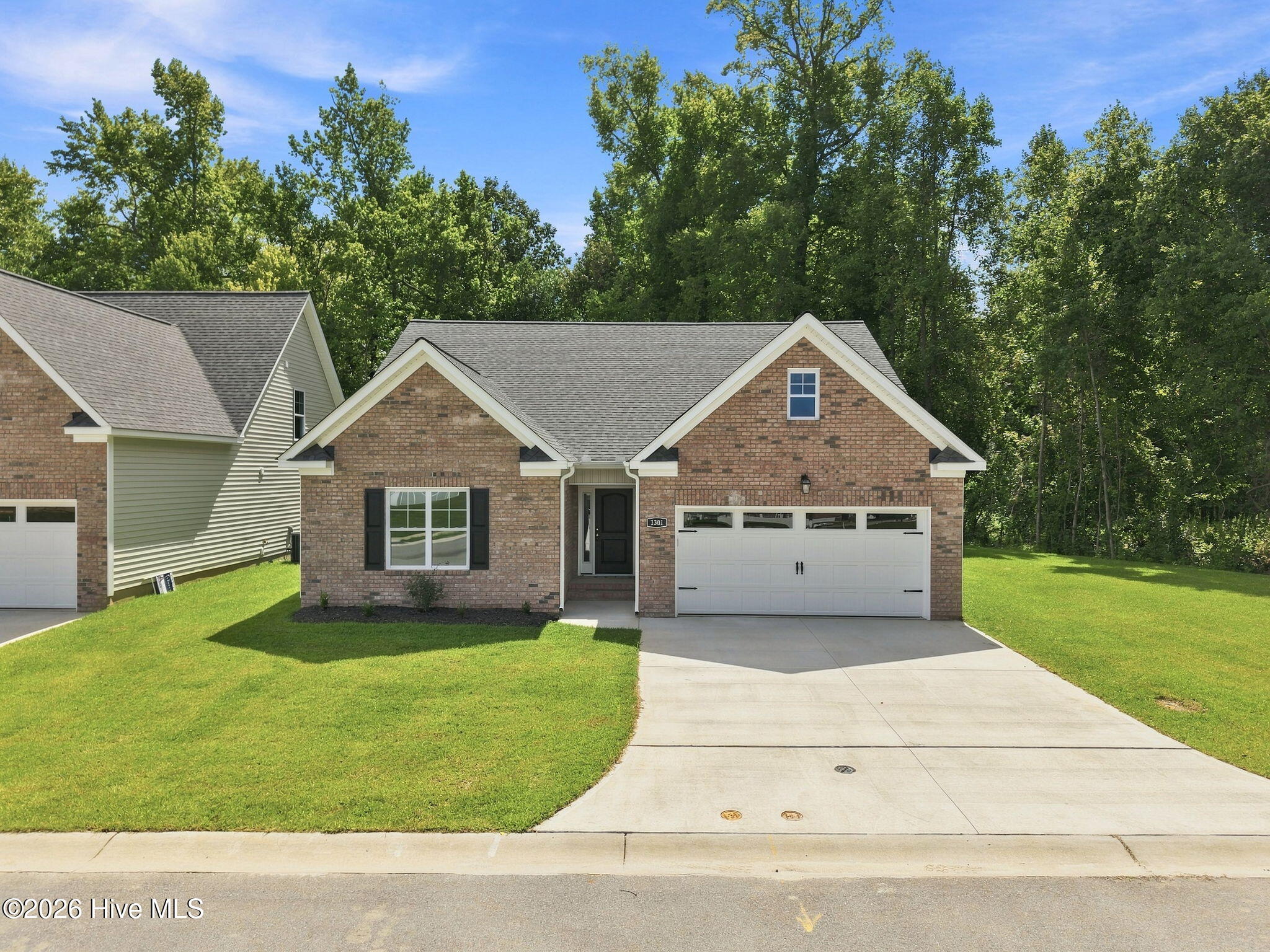 1301 Hunley Court Property Photo 2
