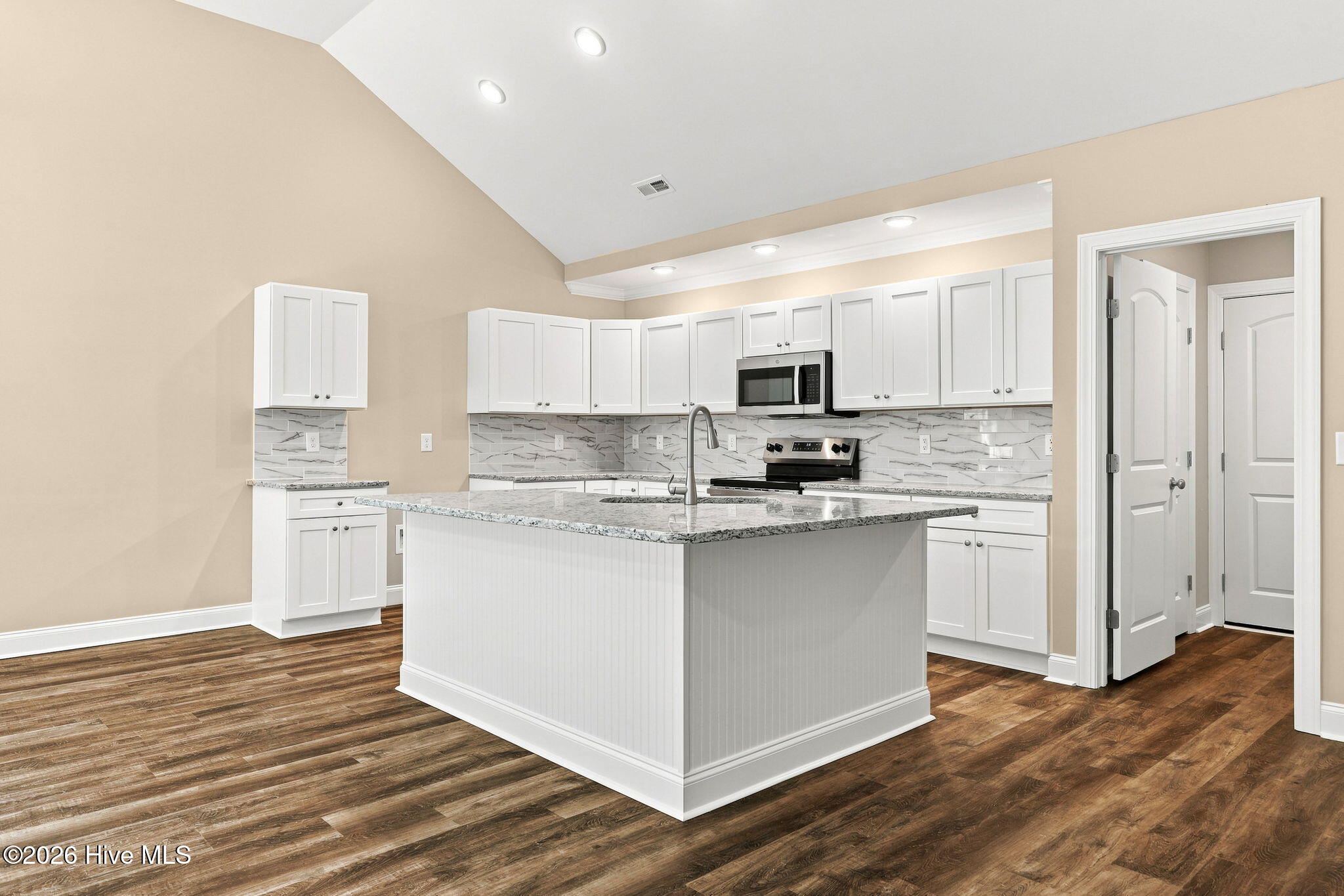 1301 Hunley Court Property Photo 9