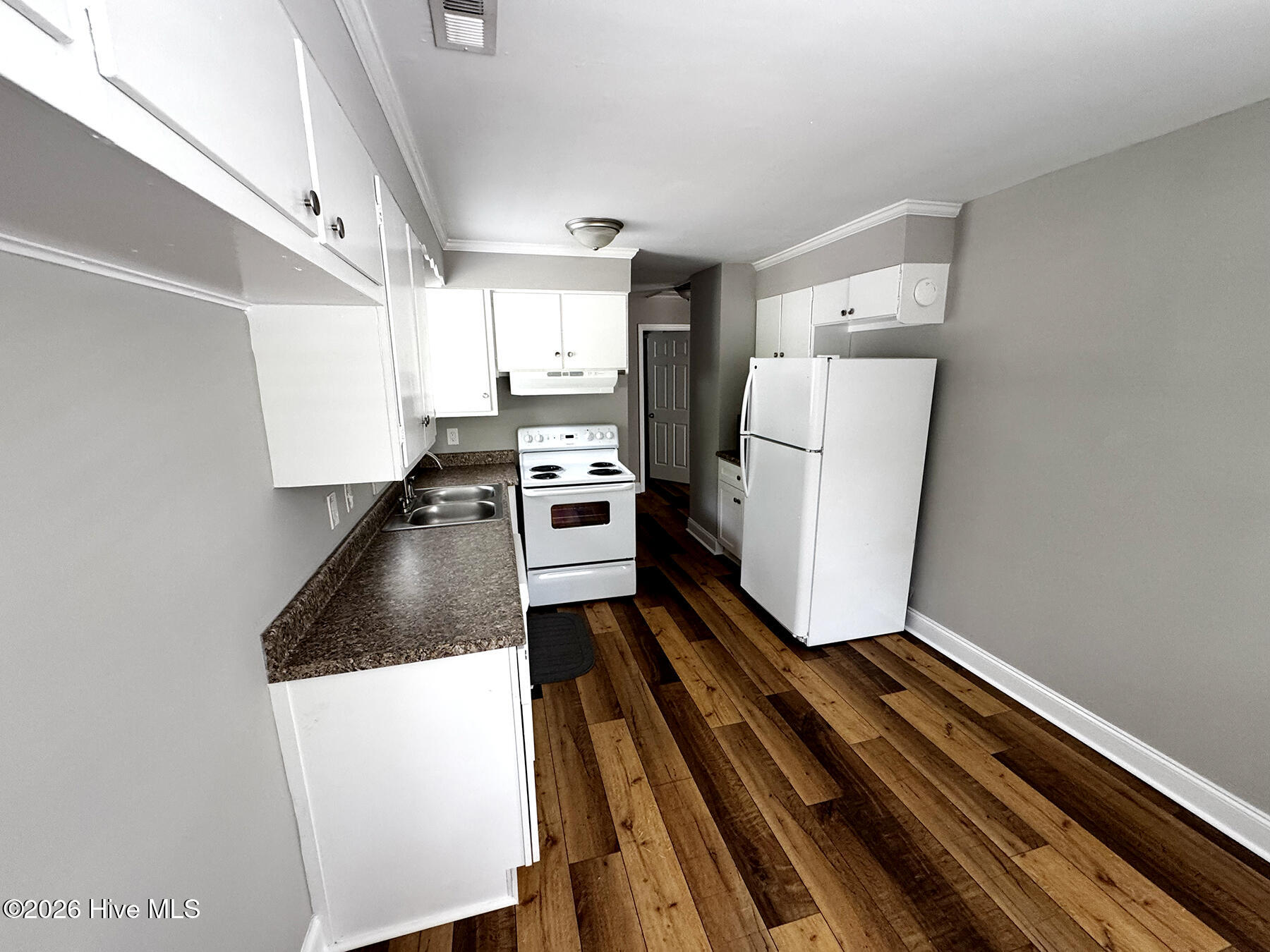 622 Rosemont Avenue Property Photo 4