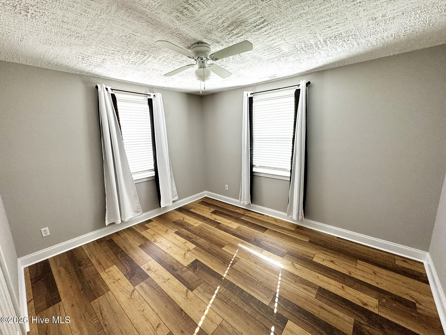 622 Rosemont Avenue Property Photo 5