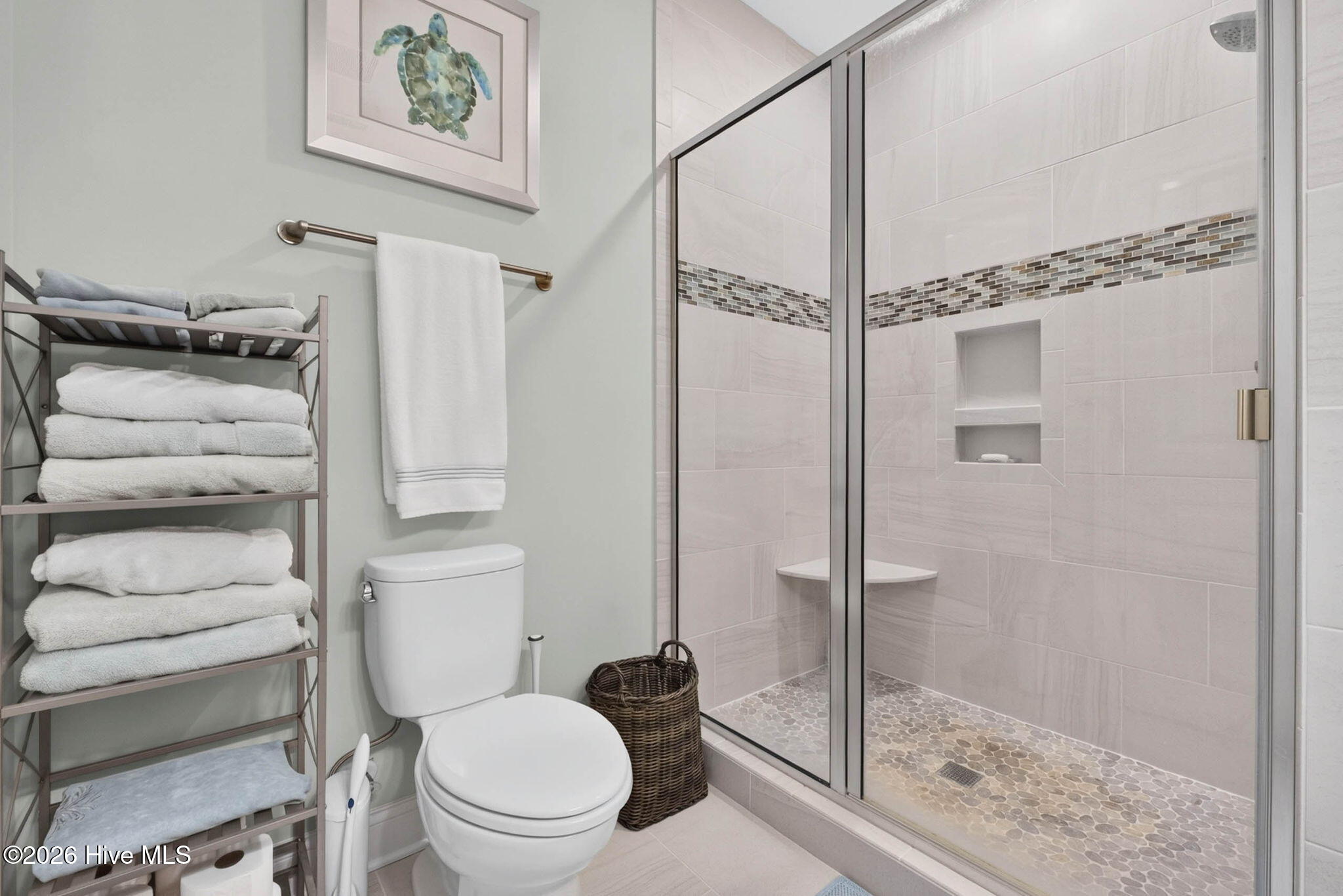 917 E Beach Drive Property Photo 20