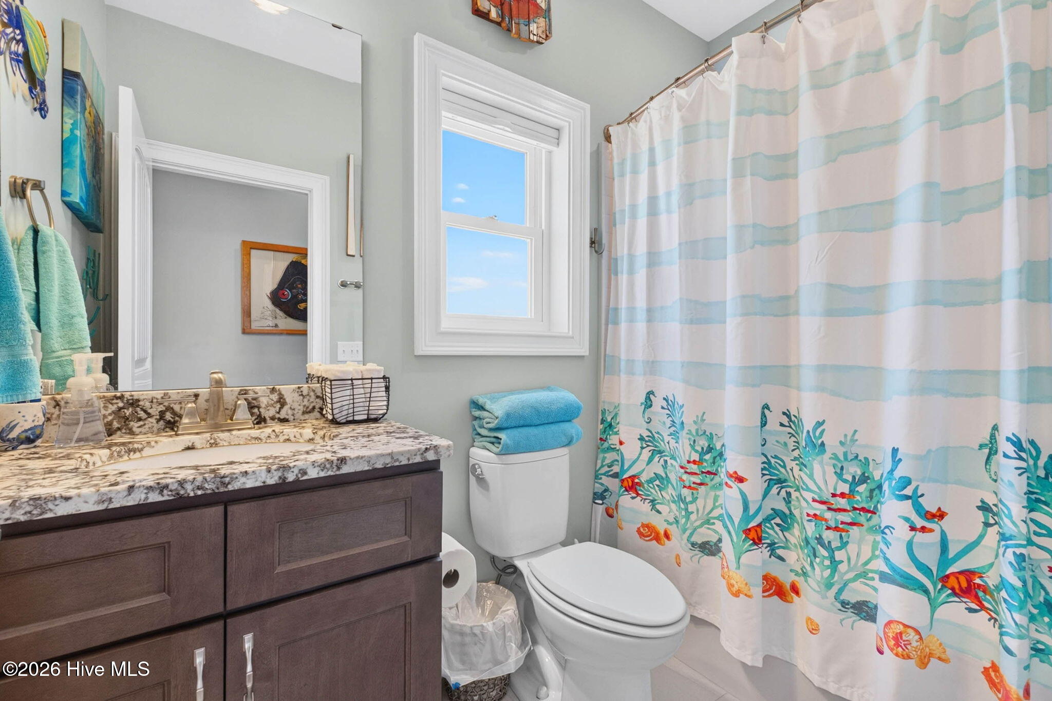 917 E Beach Drive Property Photo 32