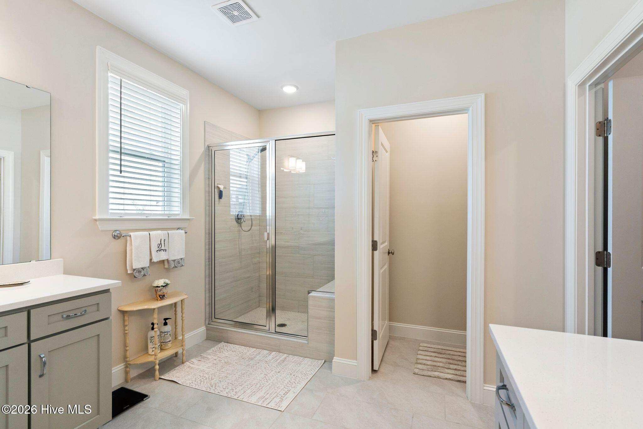 302 Sailor Sky Way Property Photo 18