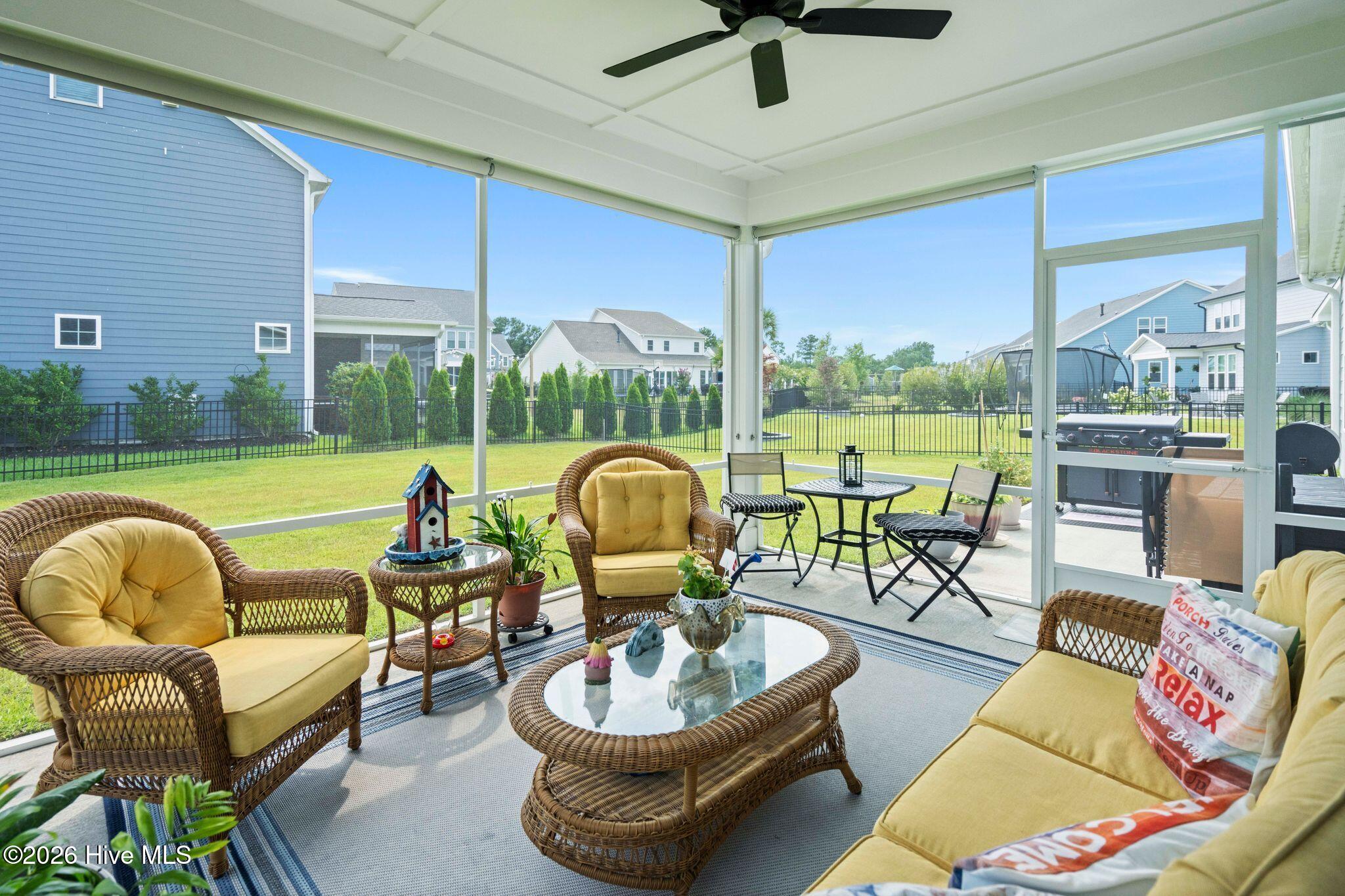 302 Sailor Sky Way Property Photo 29