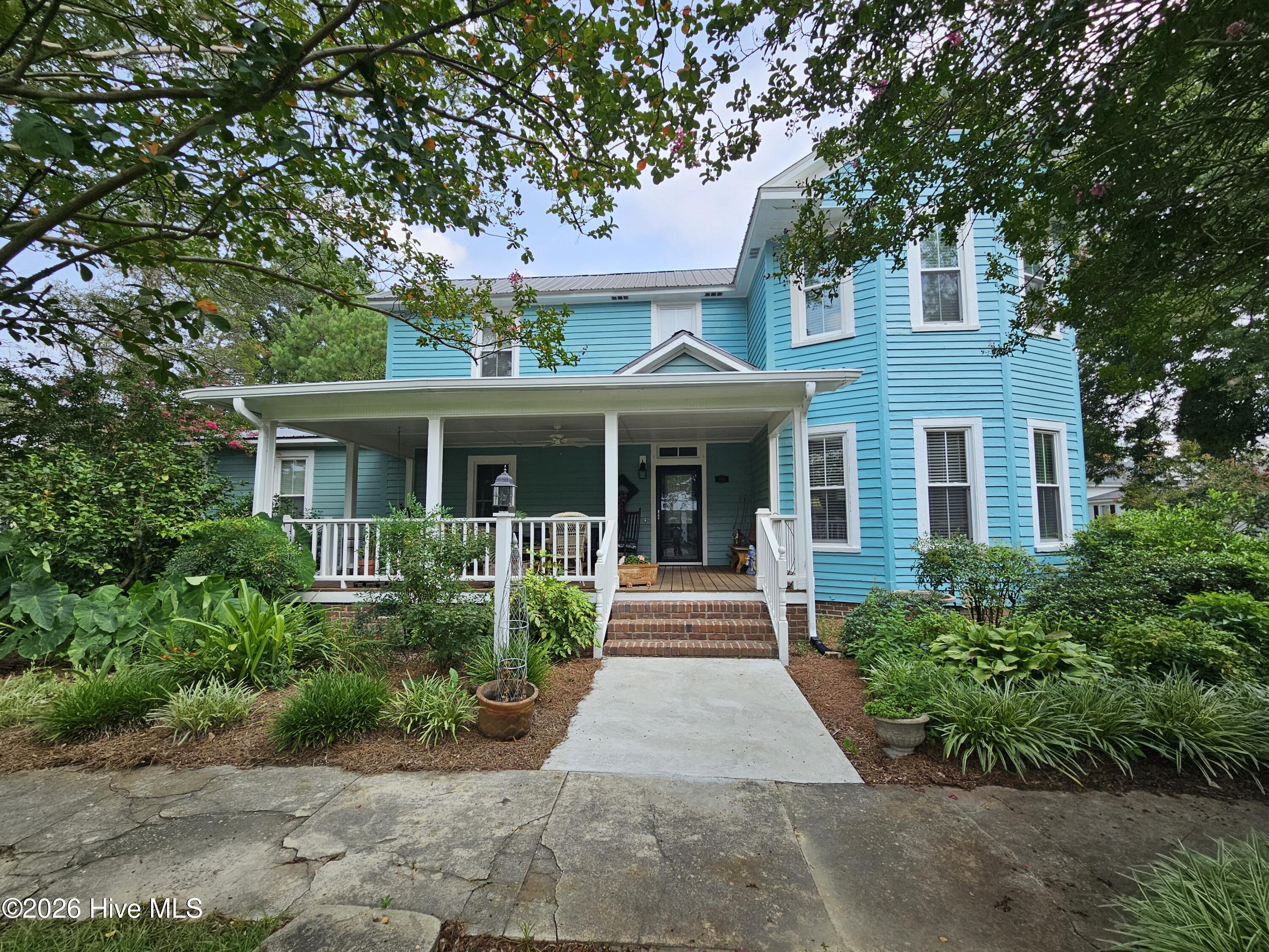 405 W Clinton Street