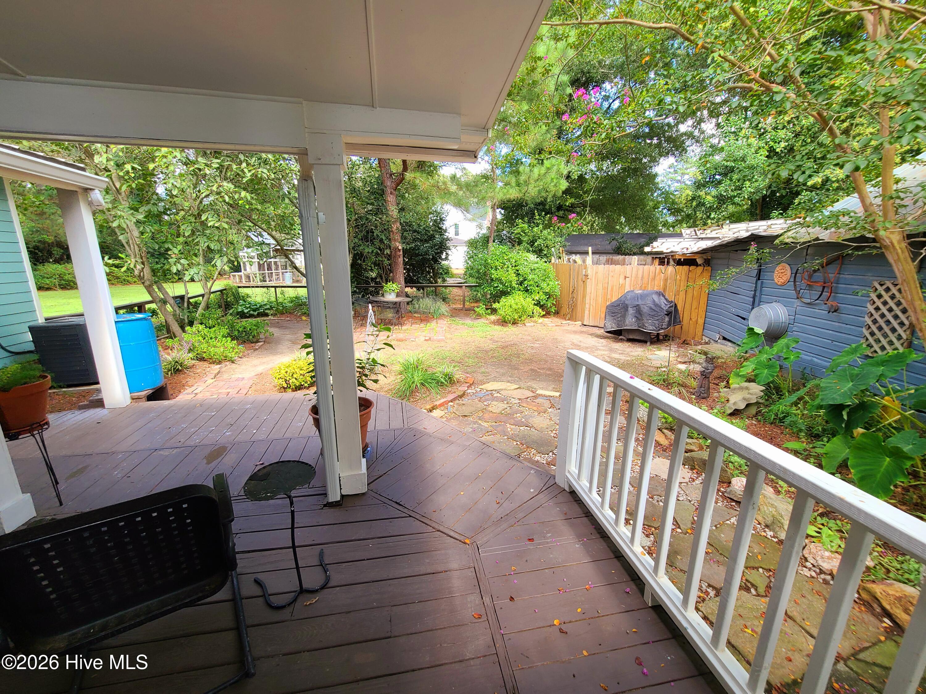 405 W Clinton Street Property Photo 11