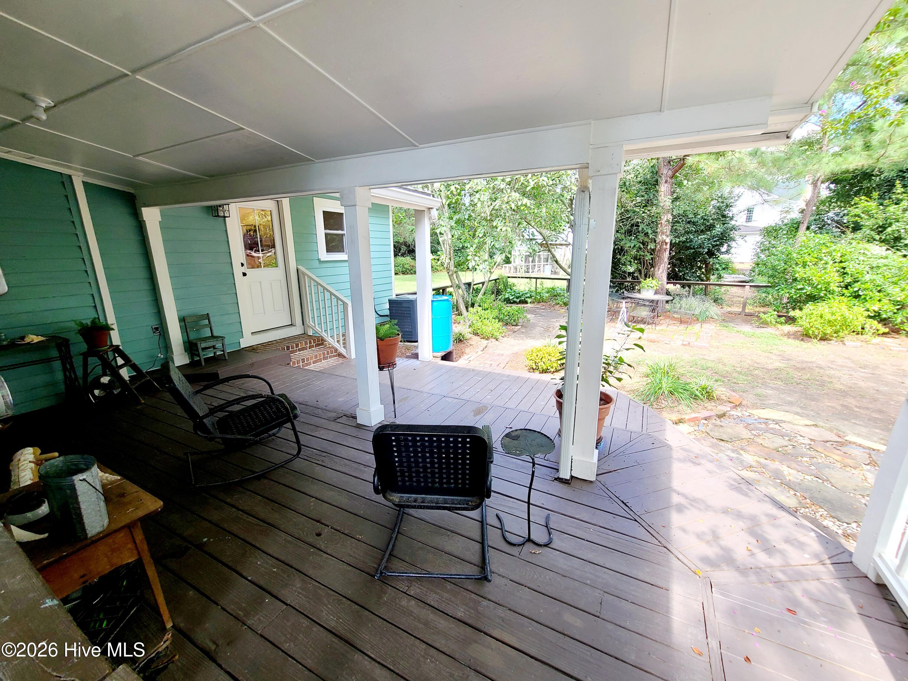 405 W Clinton Street Property Photo 13