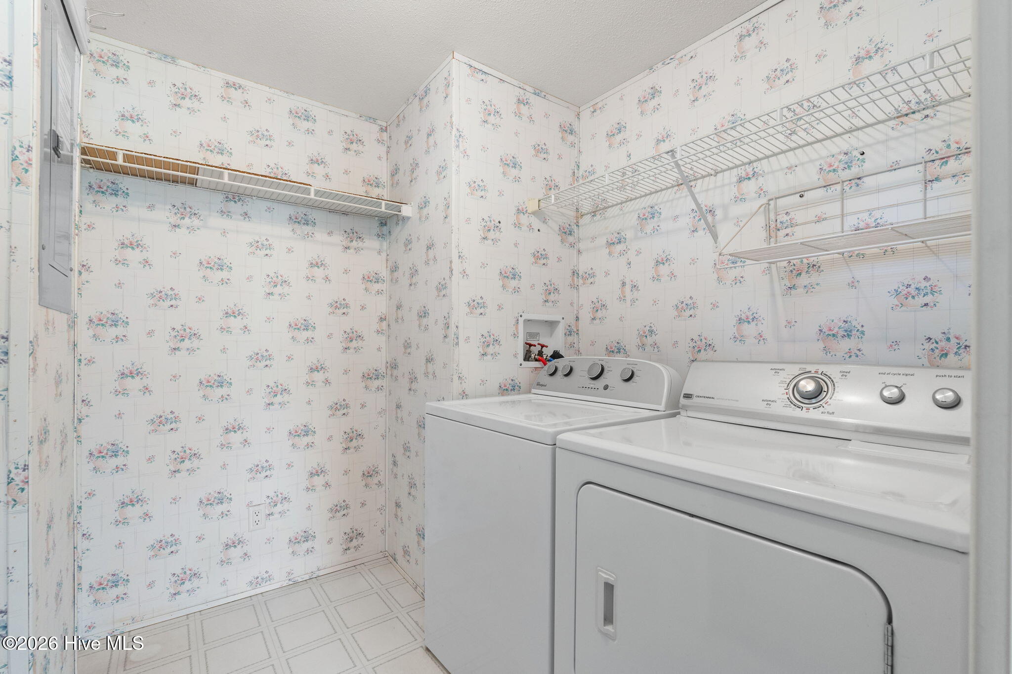 109 Lake Drive Property Photo 23
