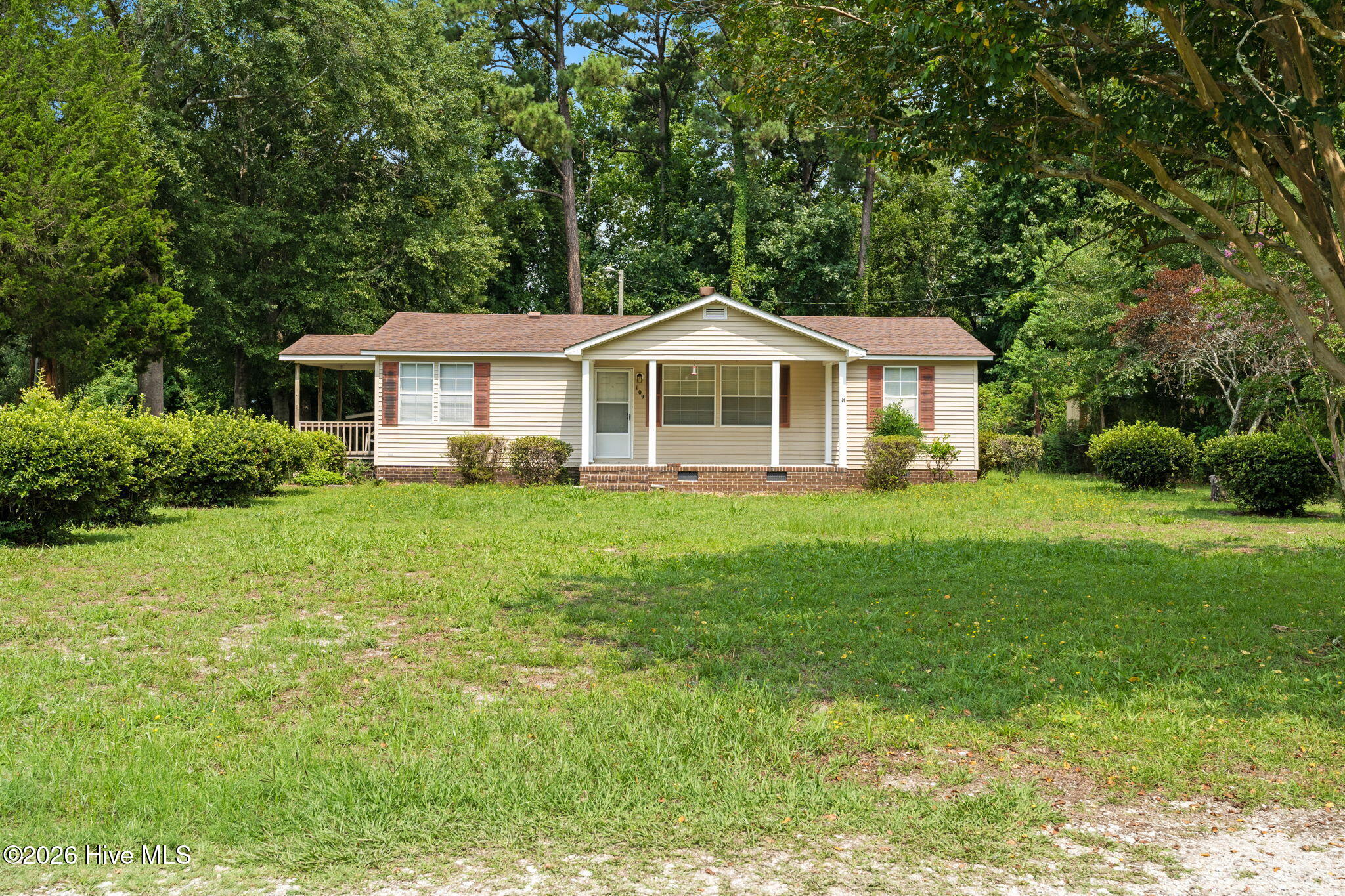 109 Lake Drive Property Photo 33