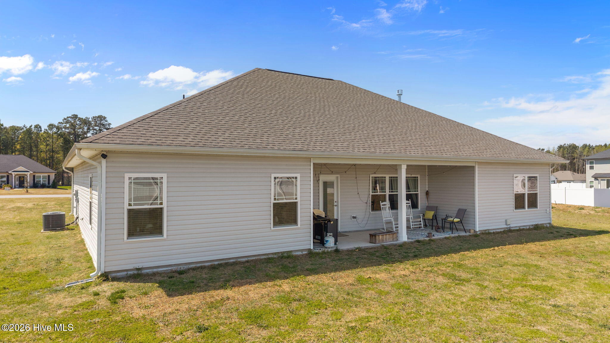 4787 Golden Willow Drive Property Photo 8