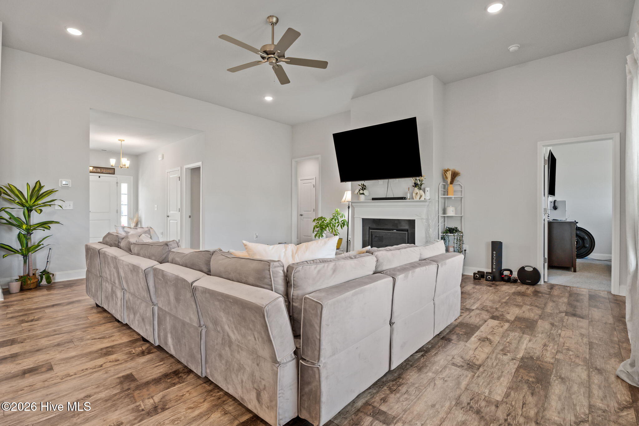 4787 Golden Willow Drive Property Photo 17